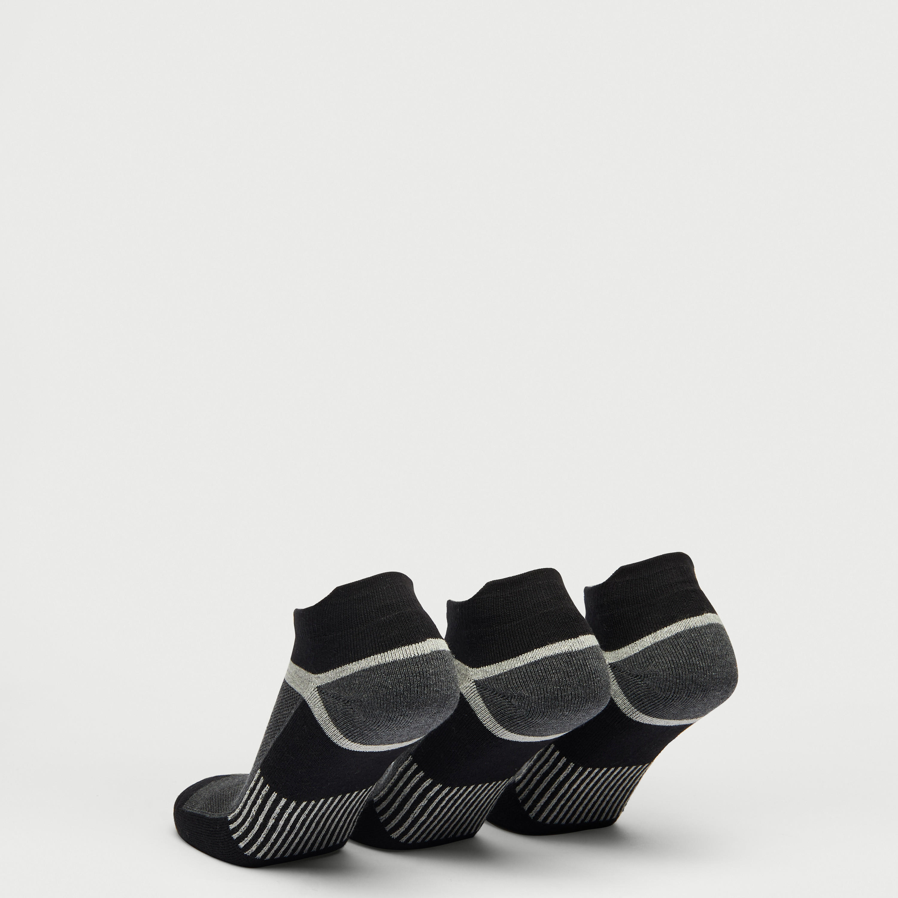 طقم جوارب رياضية 3 أزواج بارزة الملمس بطول الكاحل-men-socks-image-3