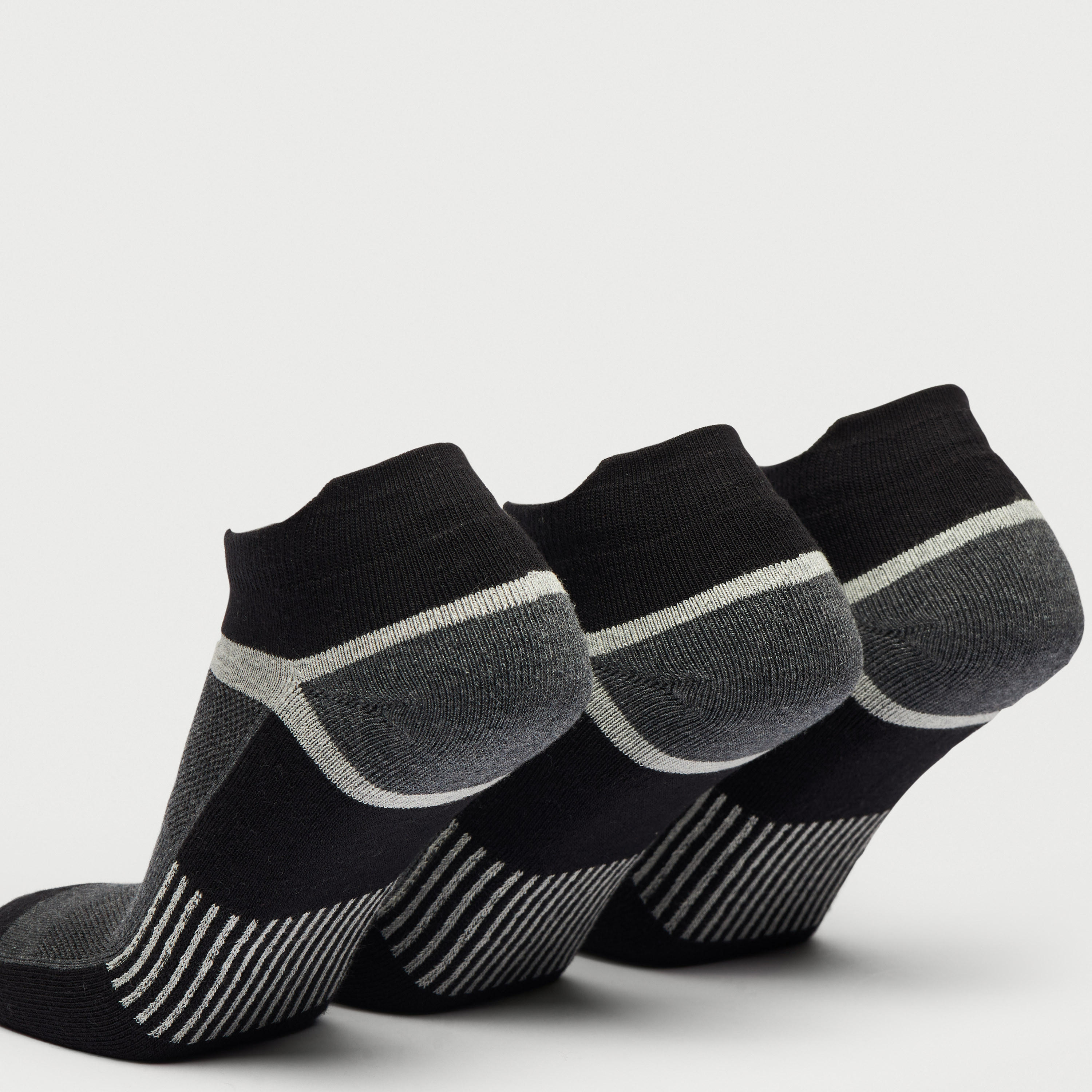 طقم جوارب رياضية 3 أزواج بارزة الملمس بطول الكاحل-men-socks-image-4