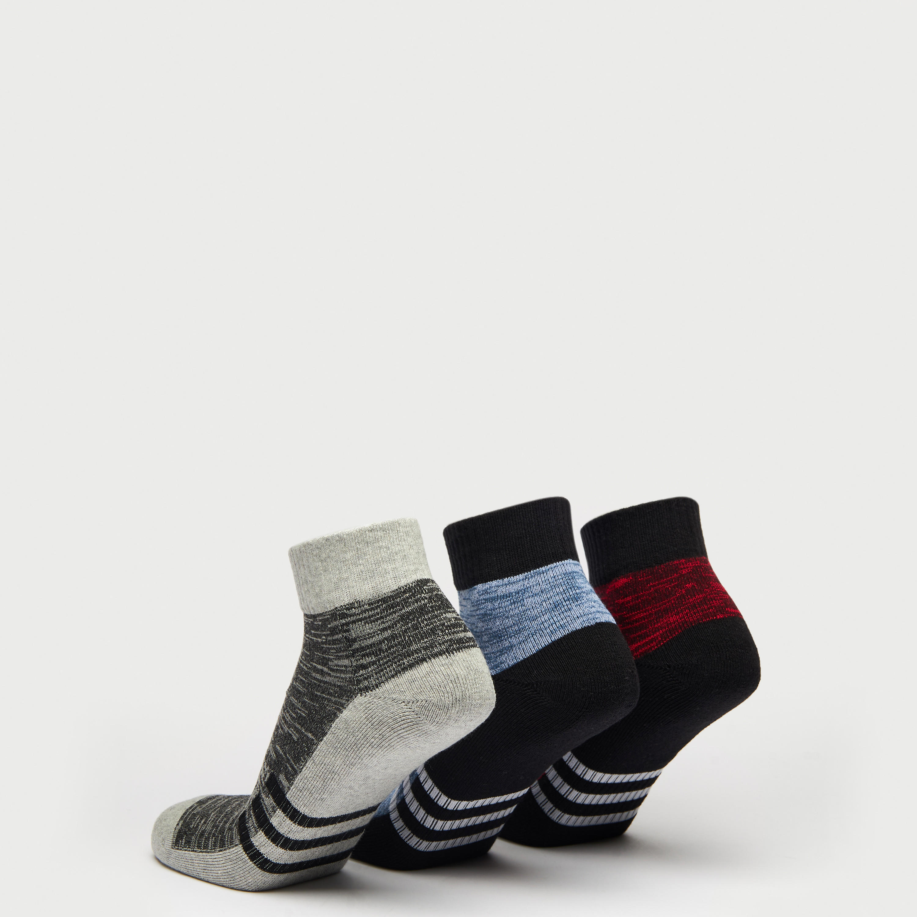 طقم جوارب 3 أزواج بارزة الملمس بطول الكاحل-men-socks-image-3