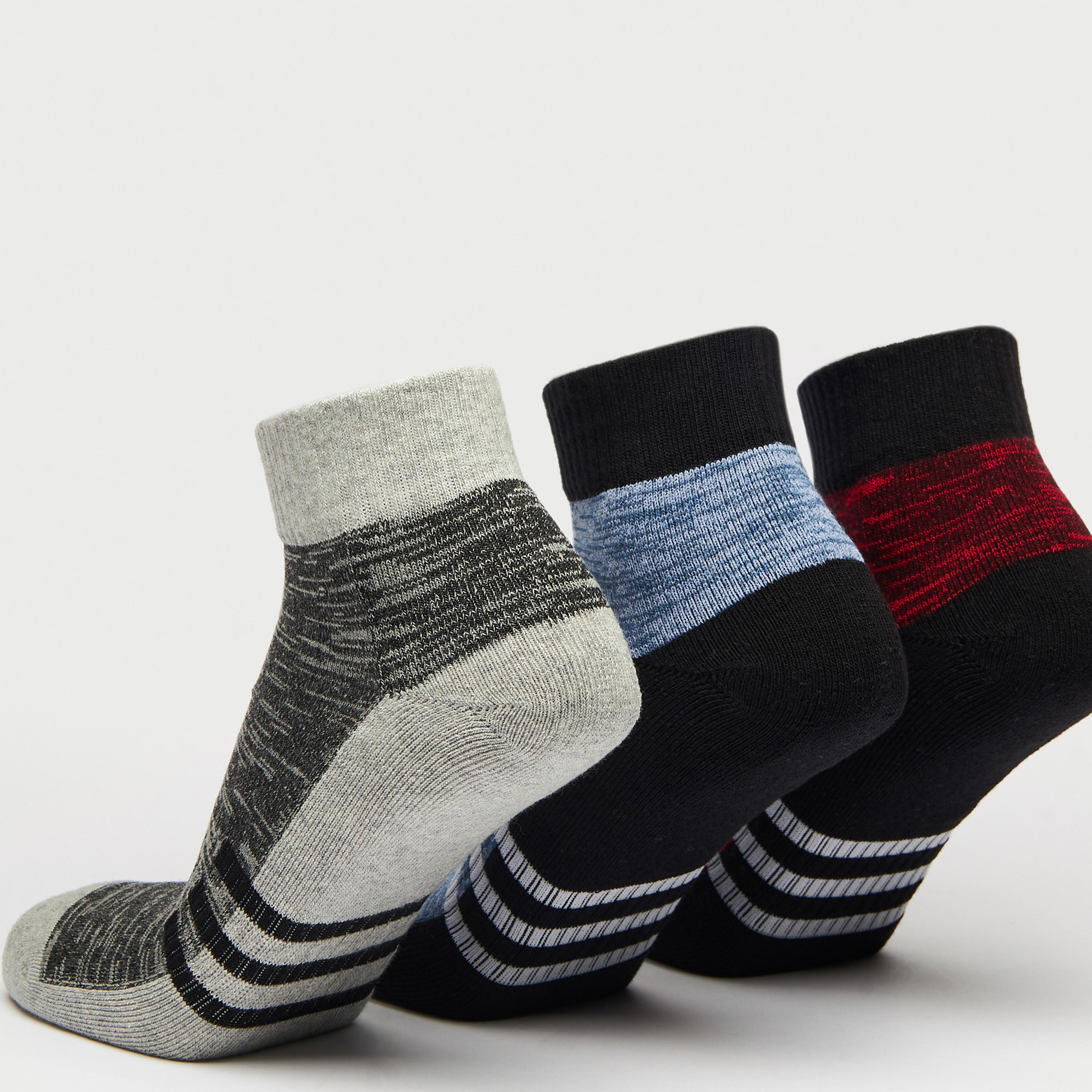 طقم جوارب 3 أزواج بارزة الملمس بطول الكاحل-men-socks-image-4