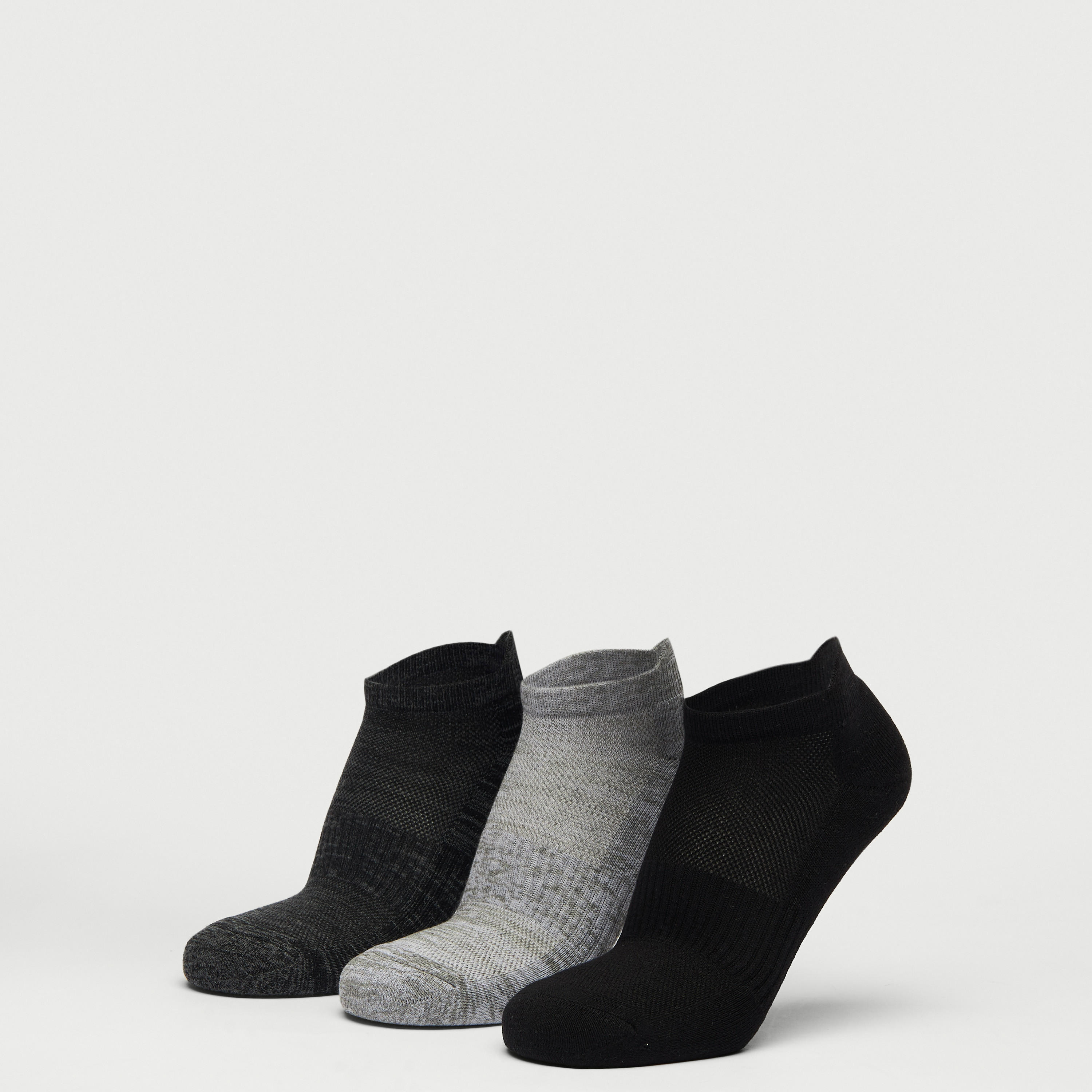 طقم جوارب رياضية 3 أزواج بارزة الملمس بطول الكاحل-men-socks-image-1