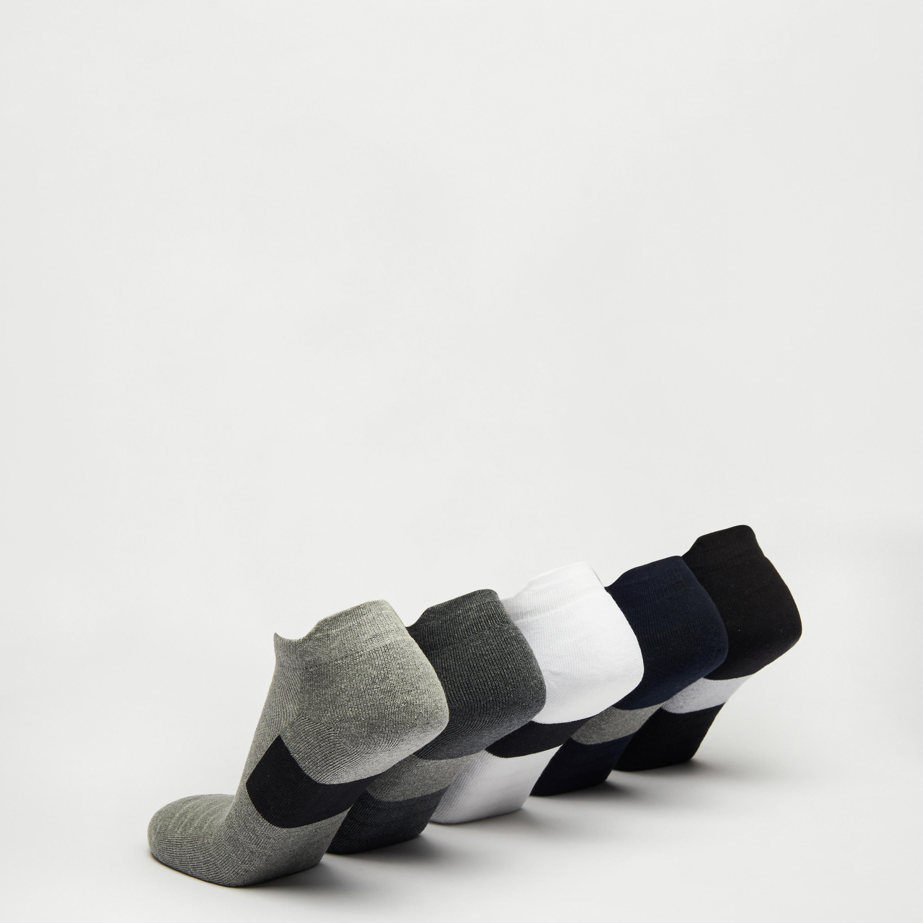 طقم جوارب رياضية 5 أزواج بارزة الملمس بطول الكاحل-men-socks-image-3