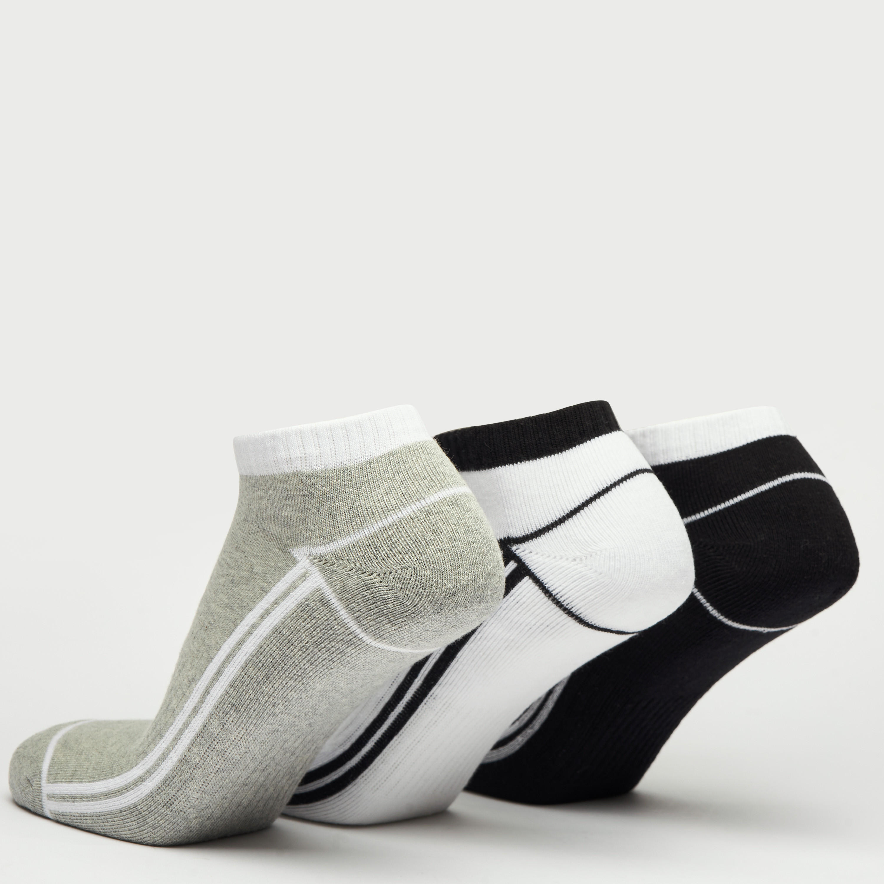 جوارب بارزة الملمس بطول الكاحل - طقم من 3 قطع-men-socks-image-4