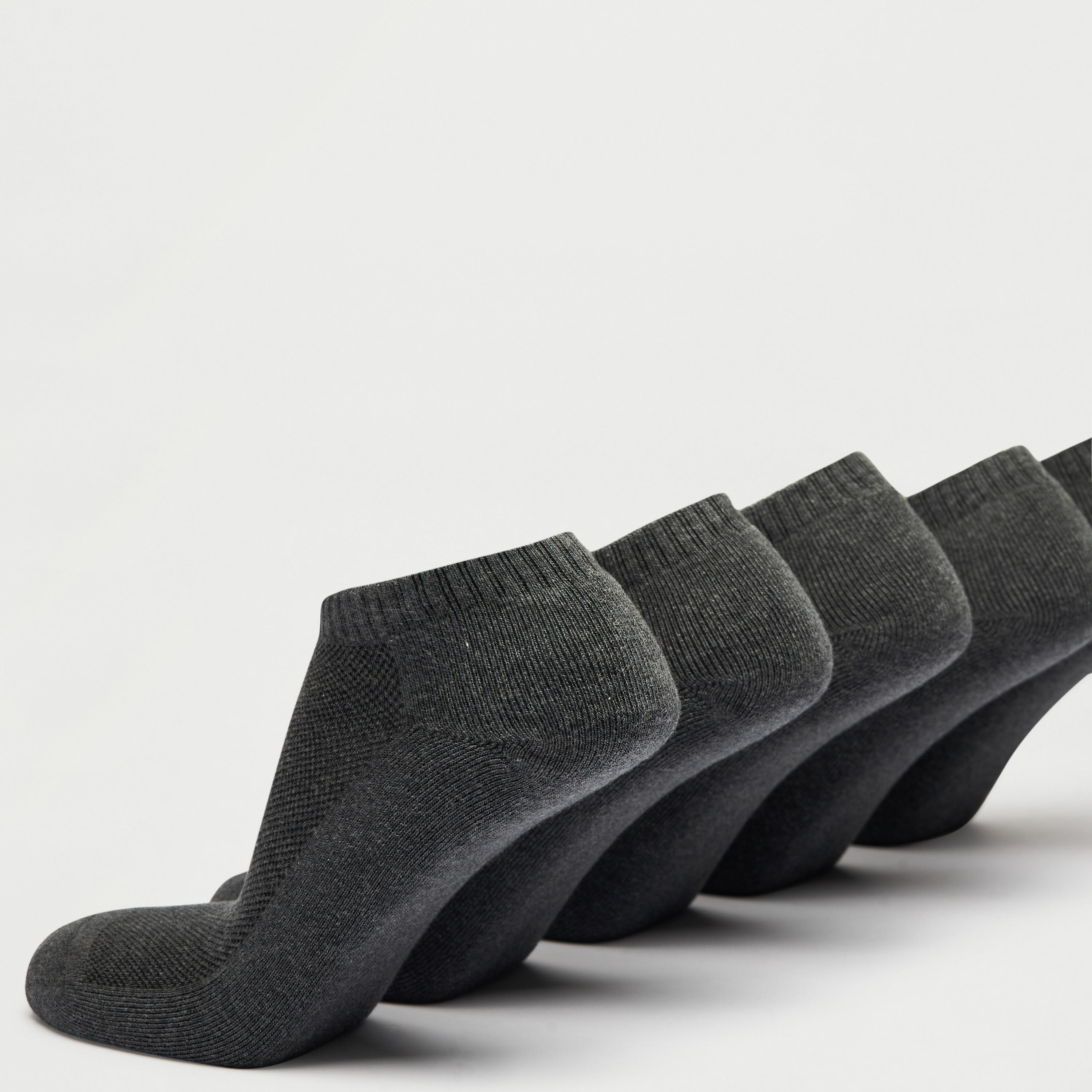 جوارب بارزة الملمس بطول الكاحل - طقم من 5 أزواج-men-socks-image-4