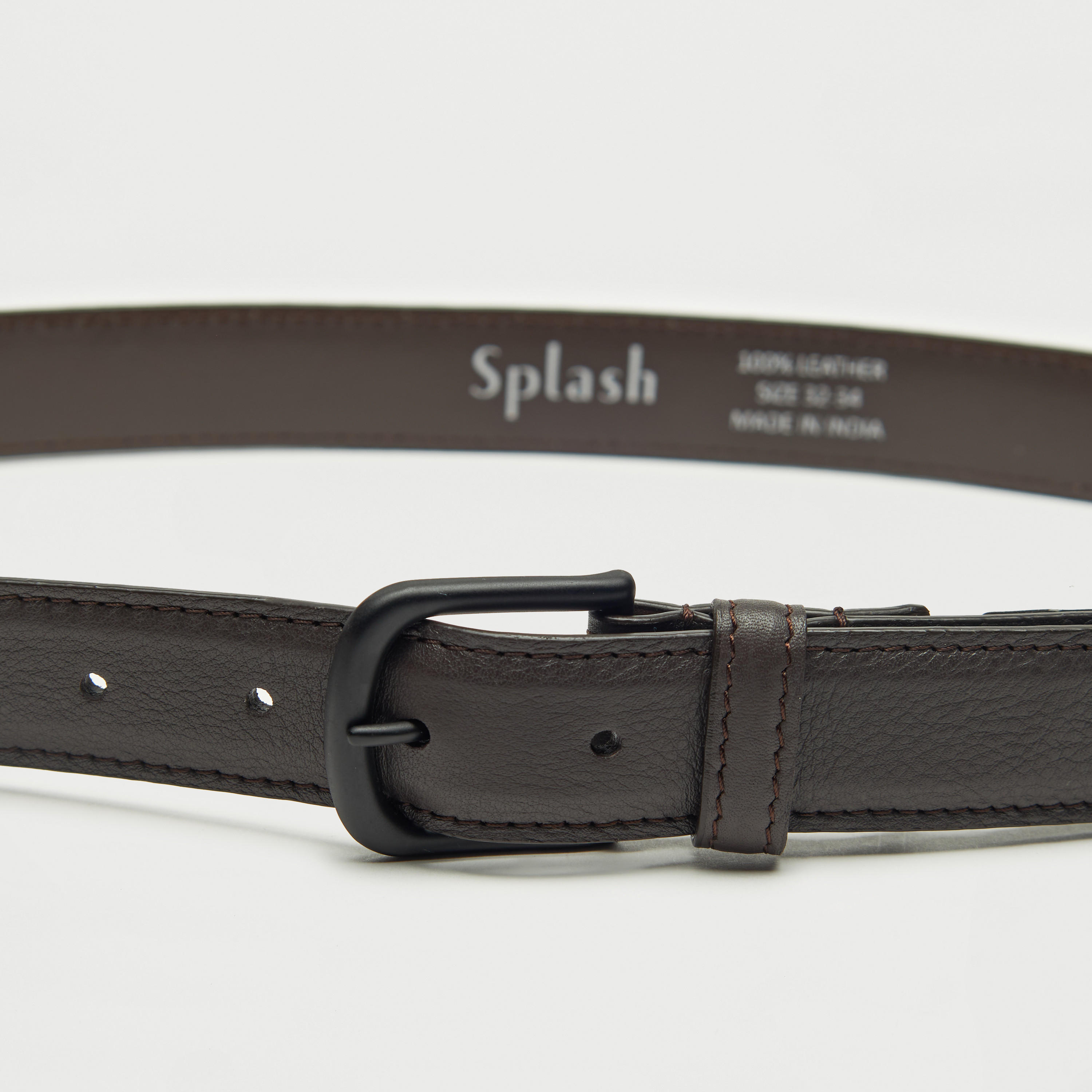 حزام جلد بارز الملمس بإبزيم دبوس-men-beltsandwallets-belts-image-1