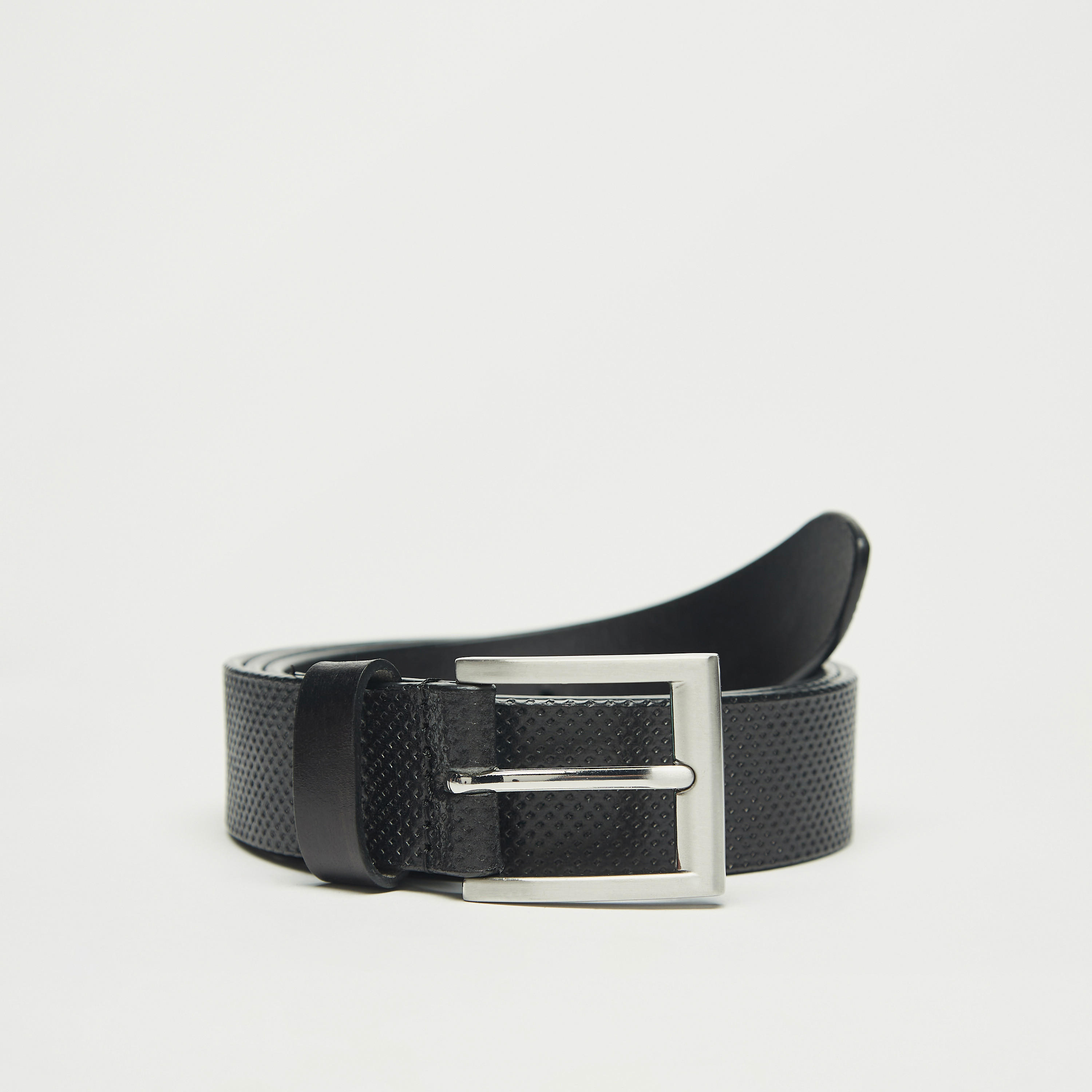 حزام جلد بارز الملمس بإبزيم إغلاق بدبوس من لي كوبر-men-beltsandwallets-belts-image-4