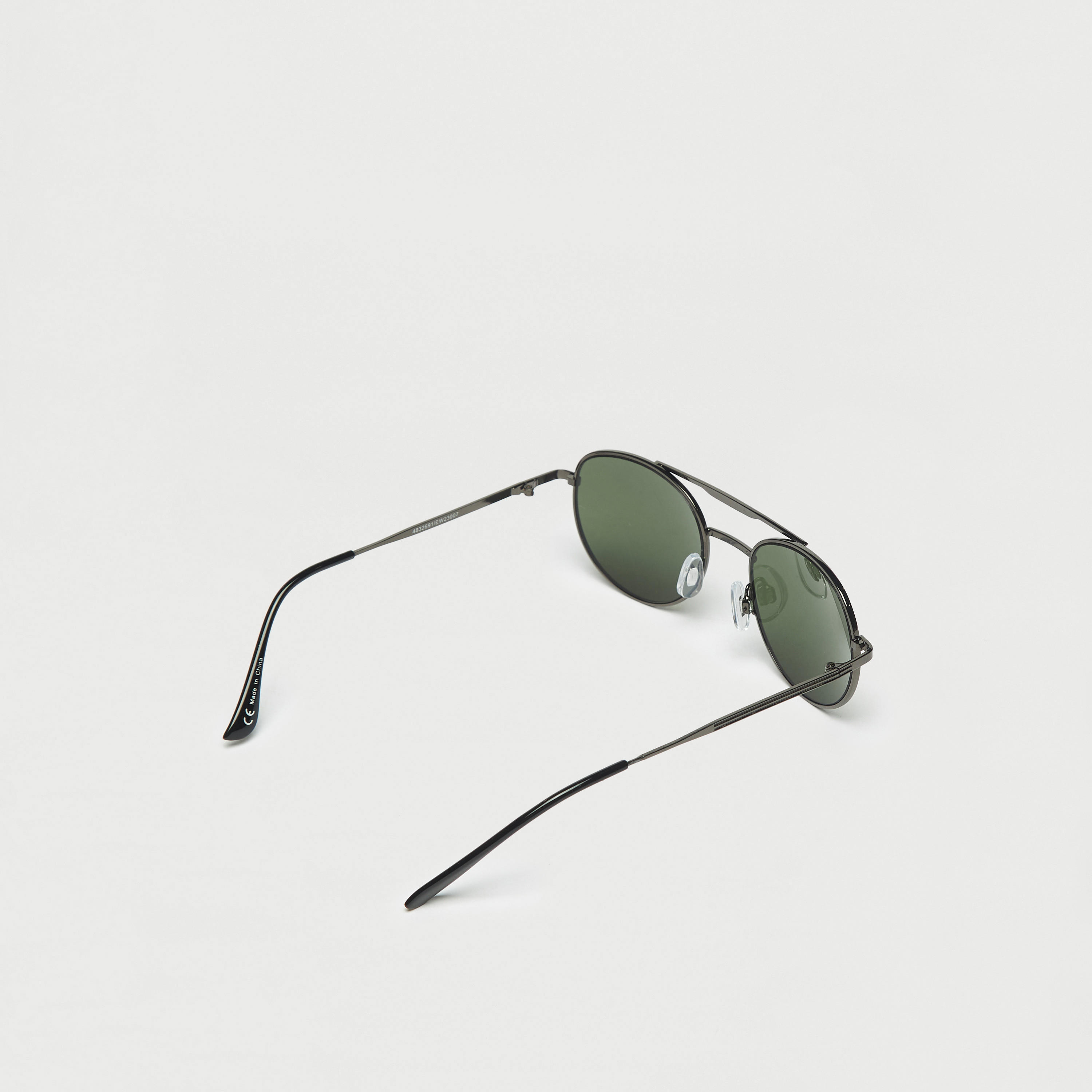 نظّارة شمسيّة بإطار كامل وعدسات ملوّنة ووسادات أنف-men-sunglasses-image-3