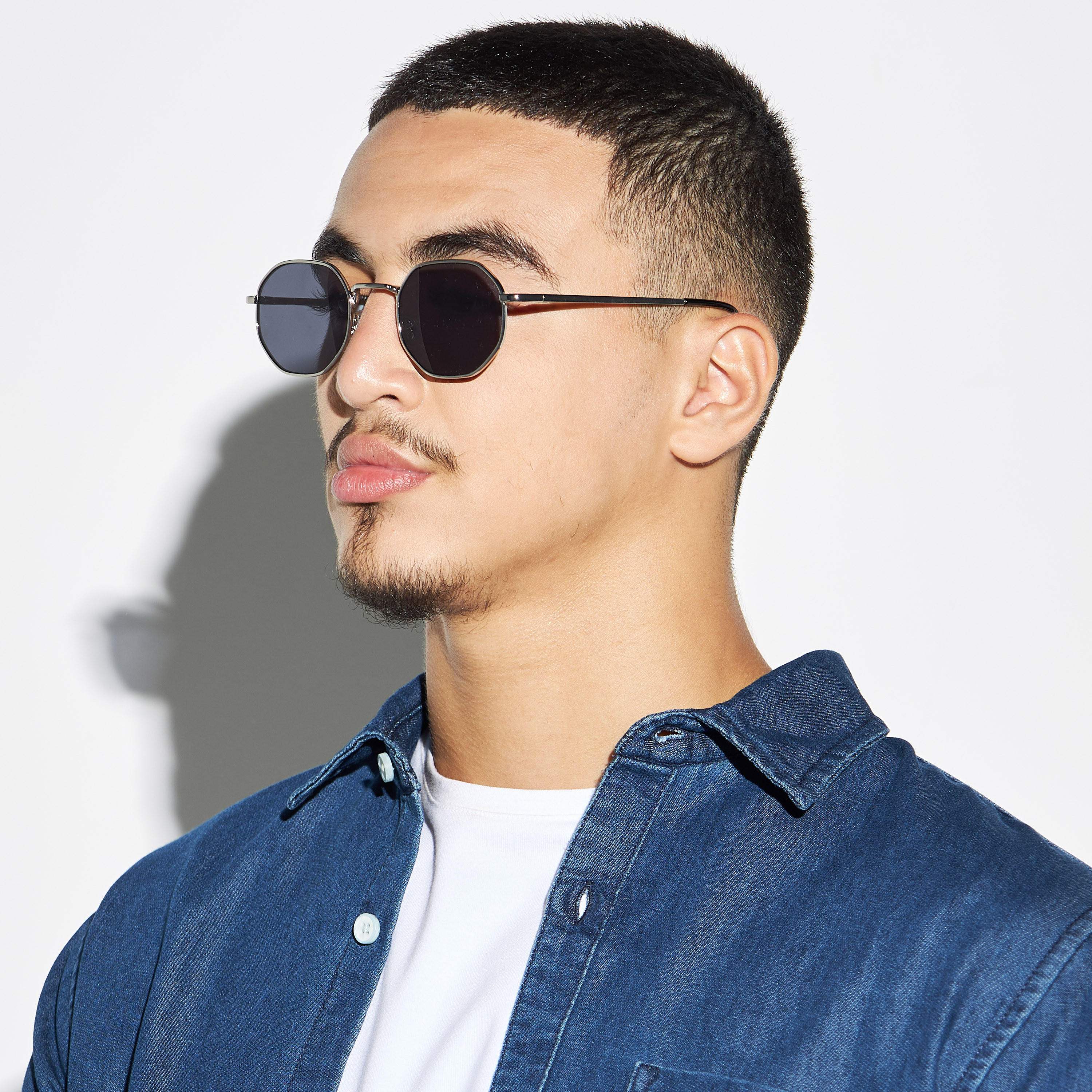 نظّارة شمسيّة بإطار كامل وعدسات ملوّنة ووسادات أنف-men-sunglasses-image-2
