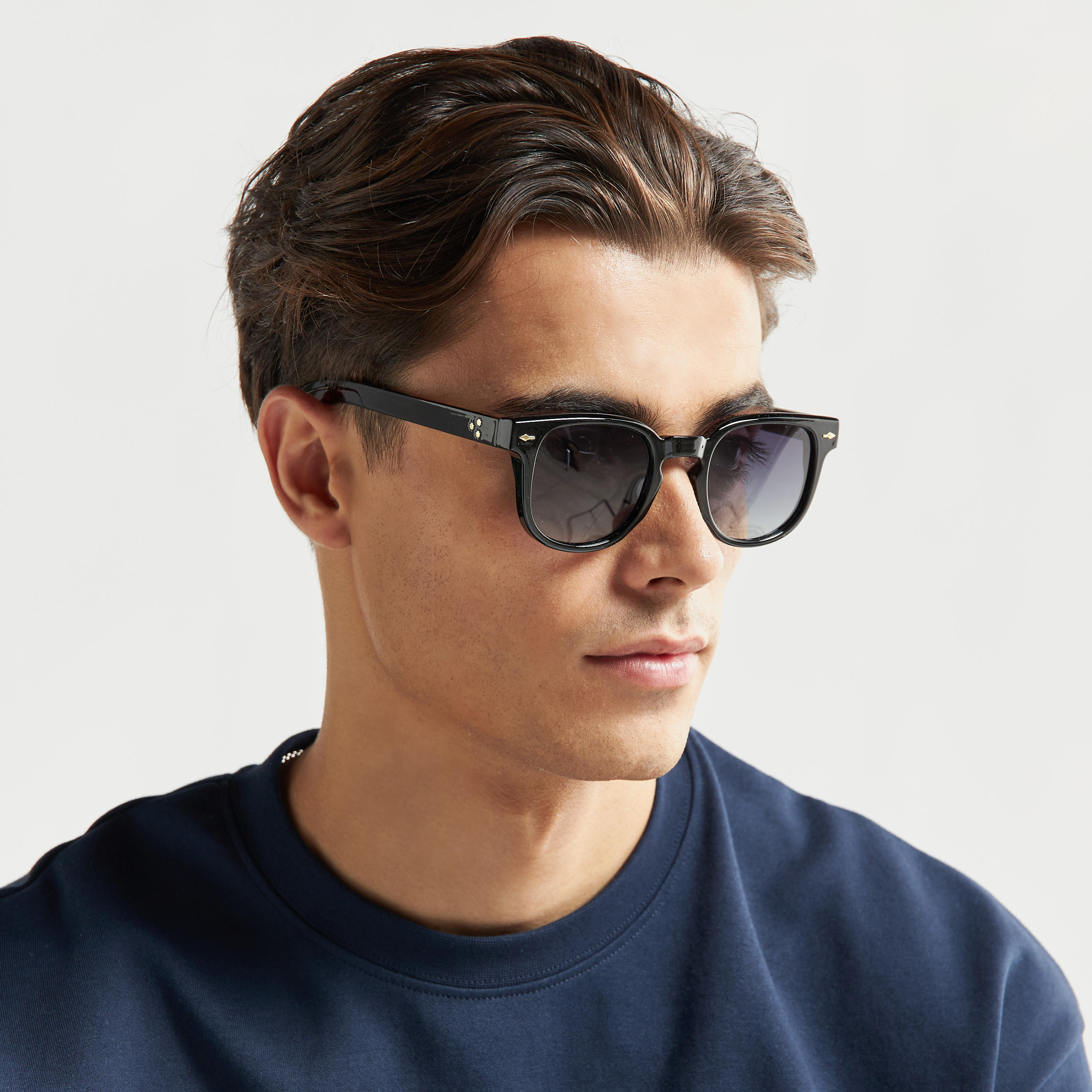 نظارة شمسية بعدسات وايفيرار ملوّنة وإطار كامل ووسادات أنف-men-sunglasses-image-2