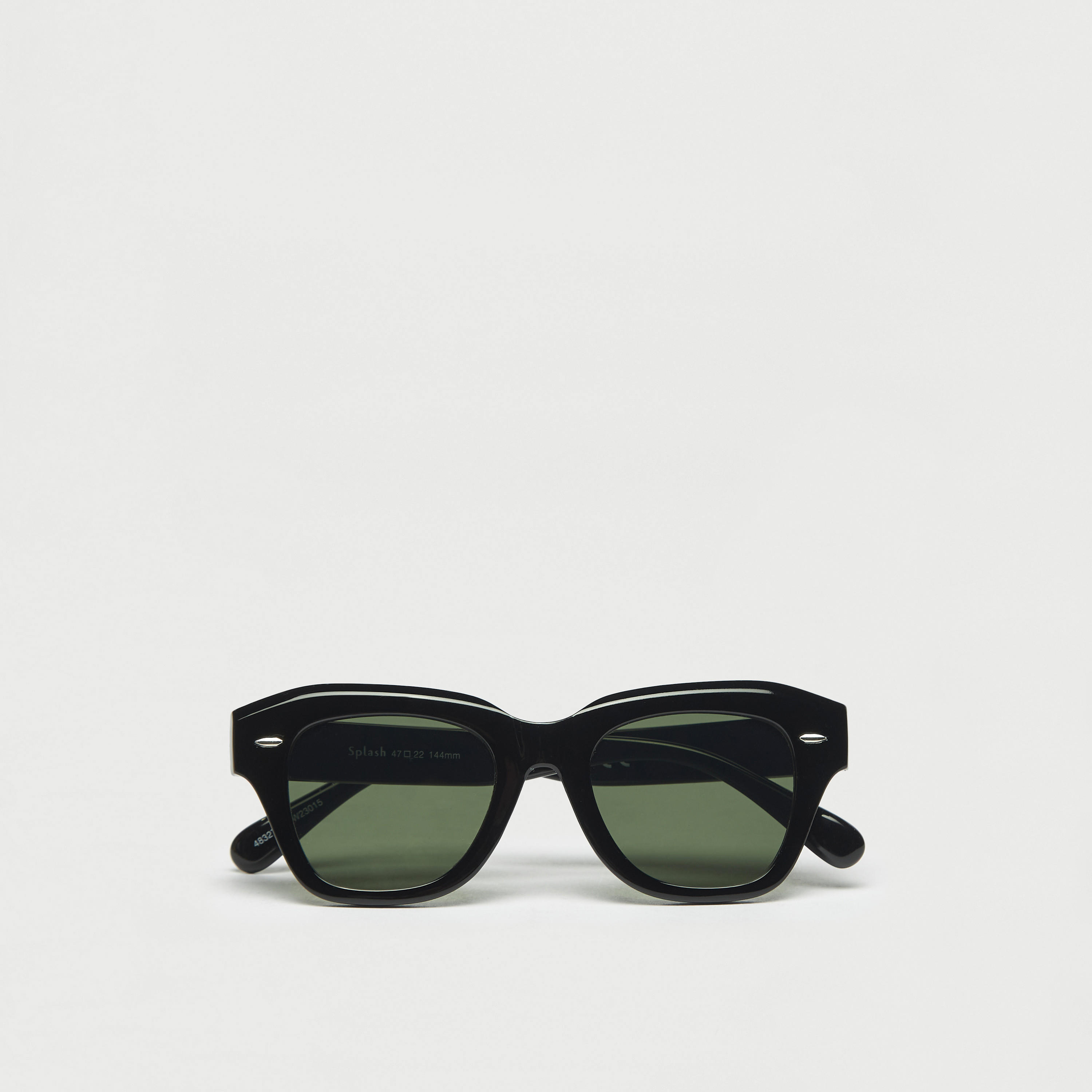 نظارة شمسية بإطار كامل وعدسات ملوّنة-men-sunglasses-image-1