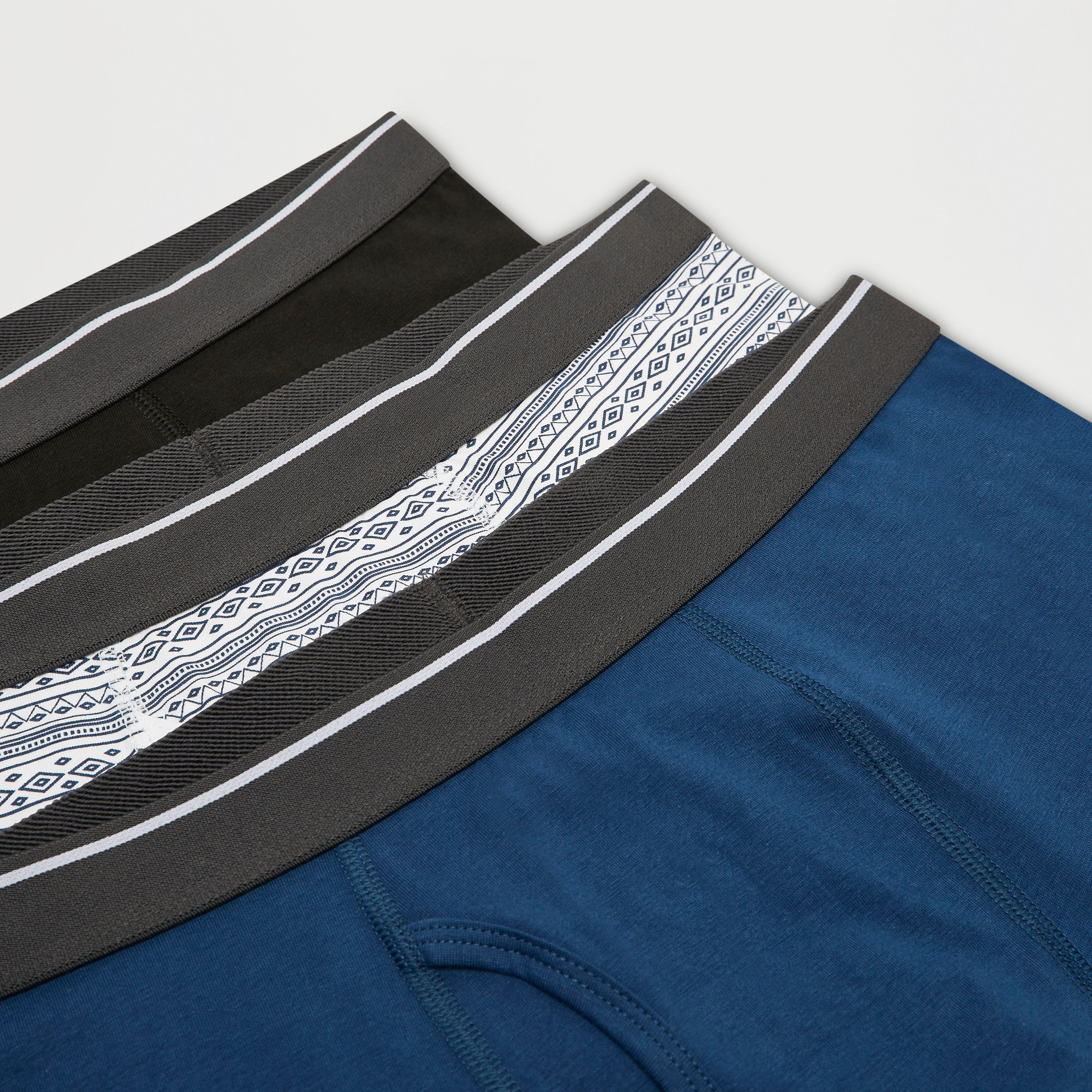 شورت ترانك بخصر مطّاطي - طقم 3 قطع متنوعة-men-clothing-innerwear-underwear-image-4