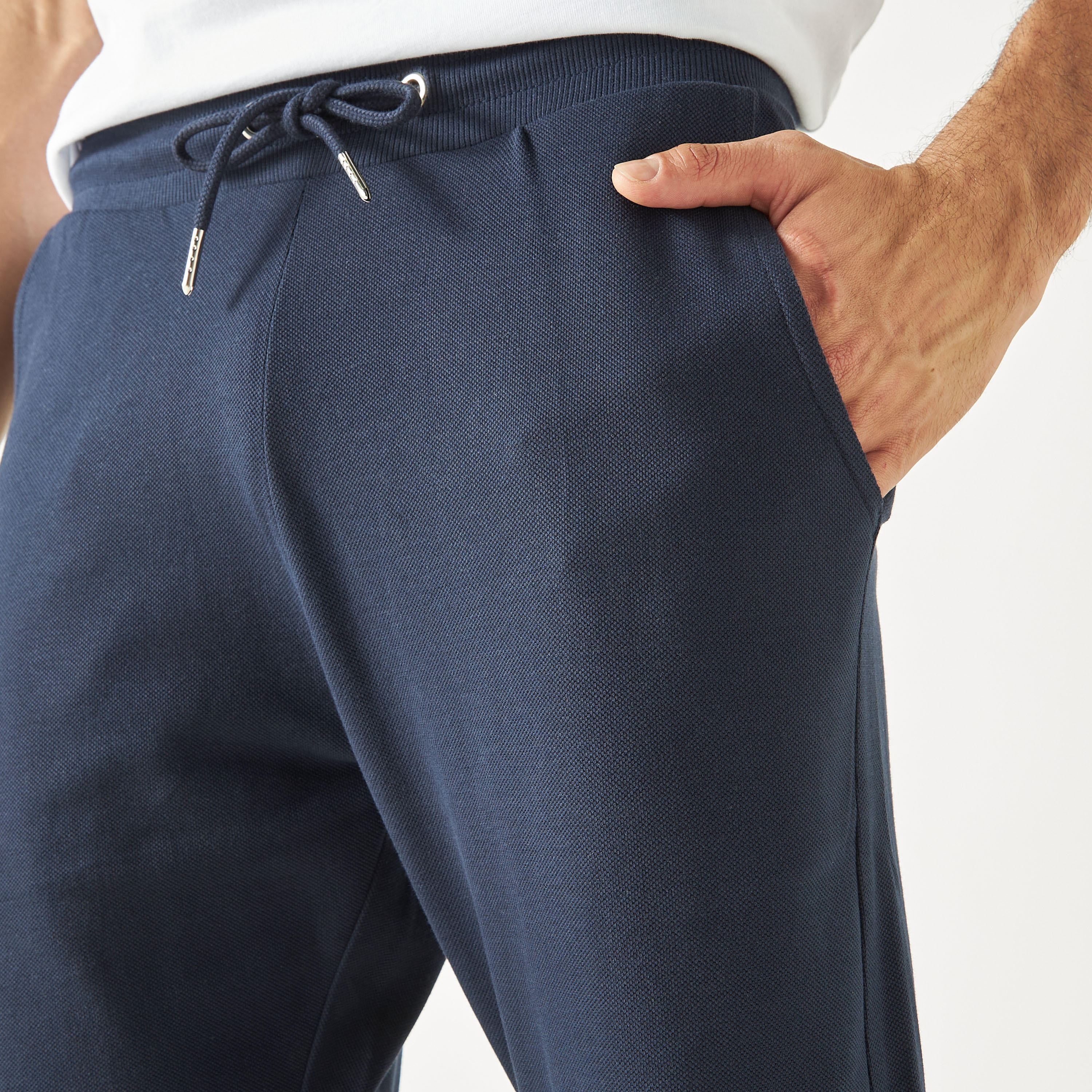 بنطلون بيجاما سادة برباط إغلاق وجيوب-men-clothing-nightwear-pyjamaandshorts-image-1