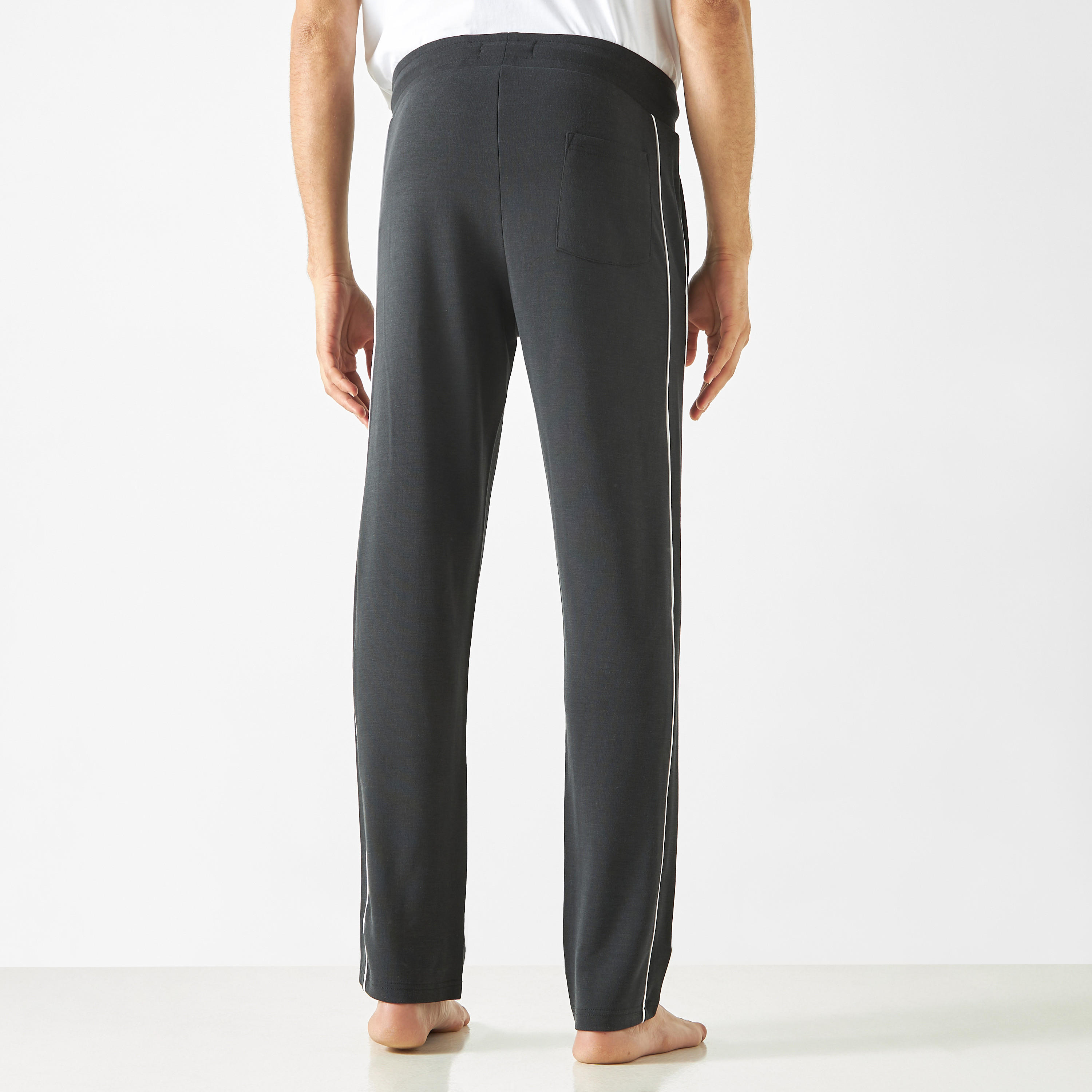 Solid Pyjamas with Drawstring Closure and Pockets-men-clothing-nightwear-pyjamaandshorts-image-3