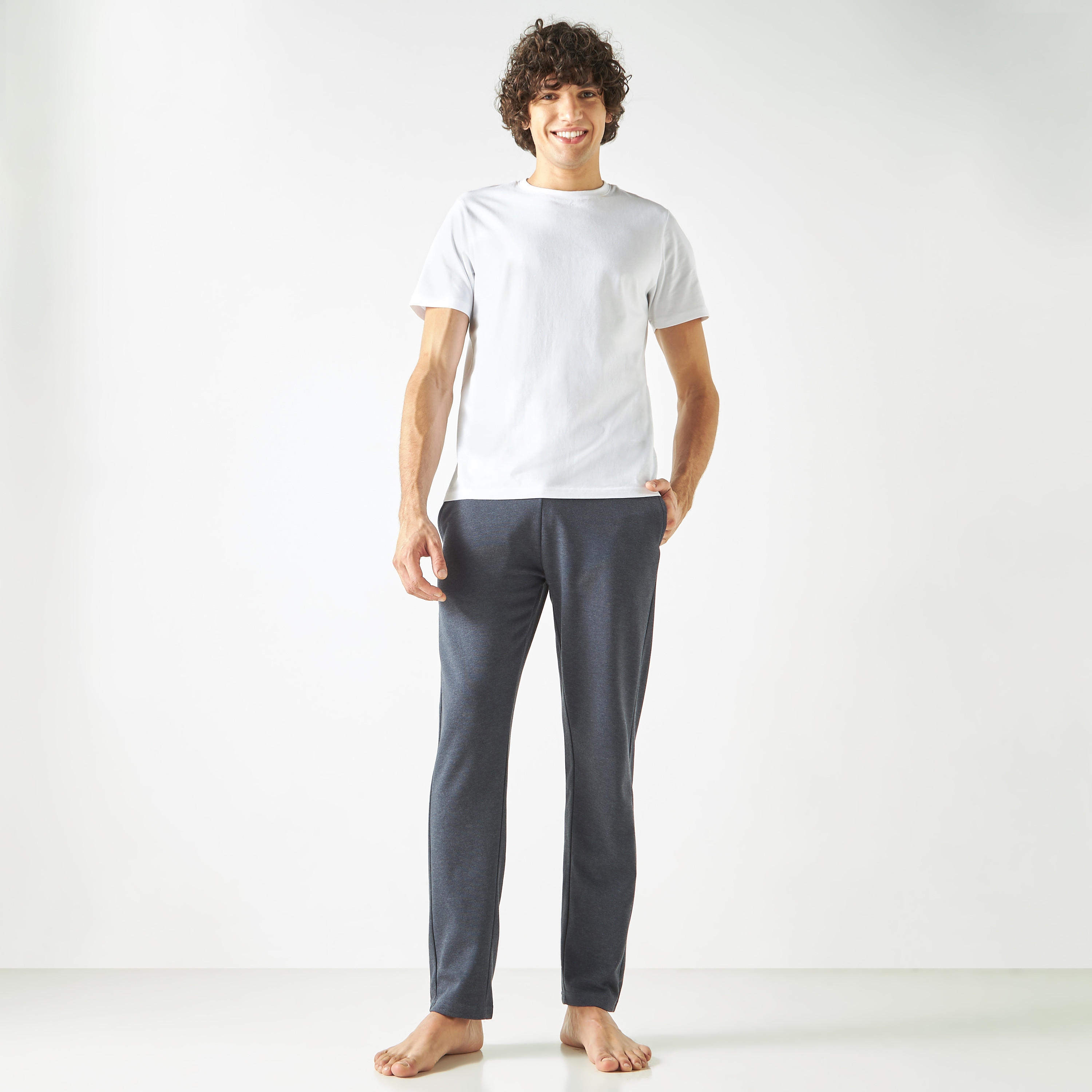 بنطلون بيجاما سادة برباط إغلاق وجيوب-men-clothing-nightwear-pyjamaandshorts-image-3