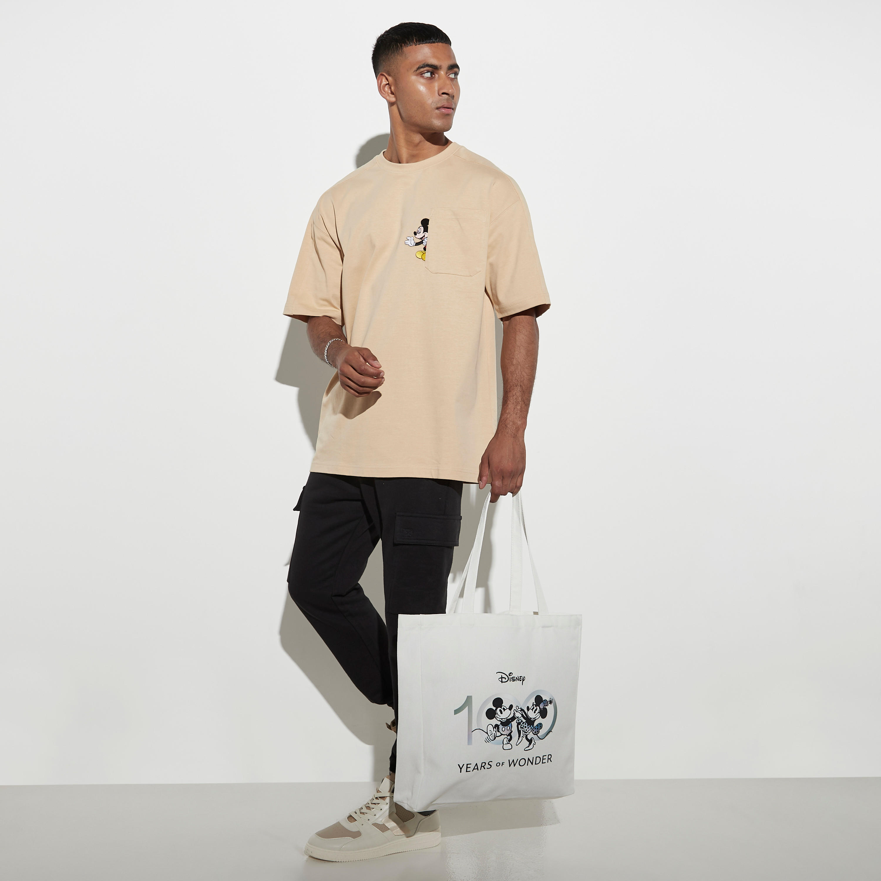 شنطة تسوق بطباعة ميكي وميني-men-bags-image-2