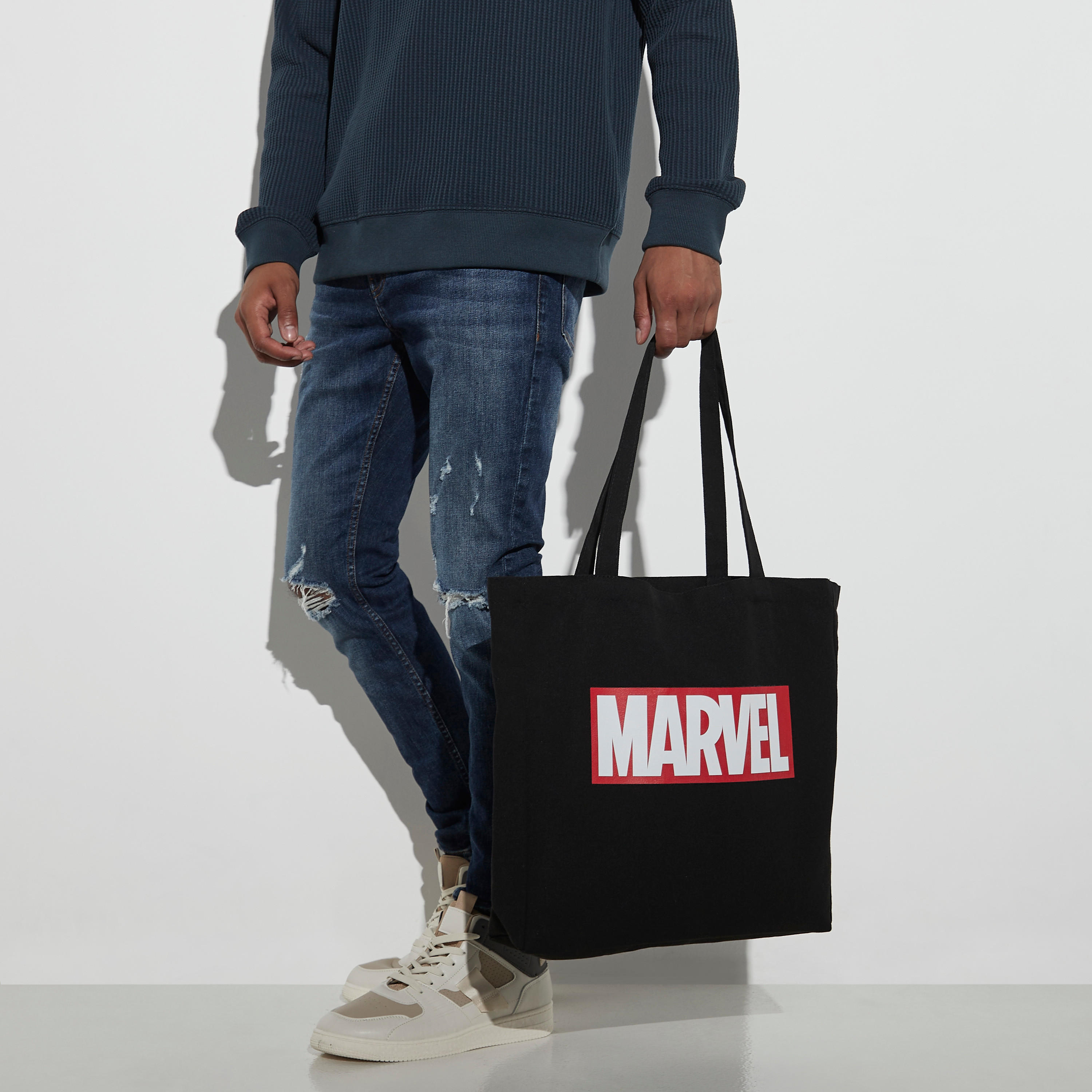 شنطة تسوق بطبعات مارفل-men-bags-image-2
