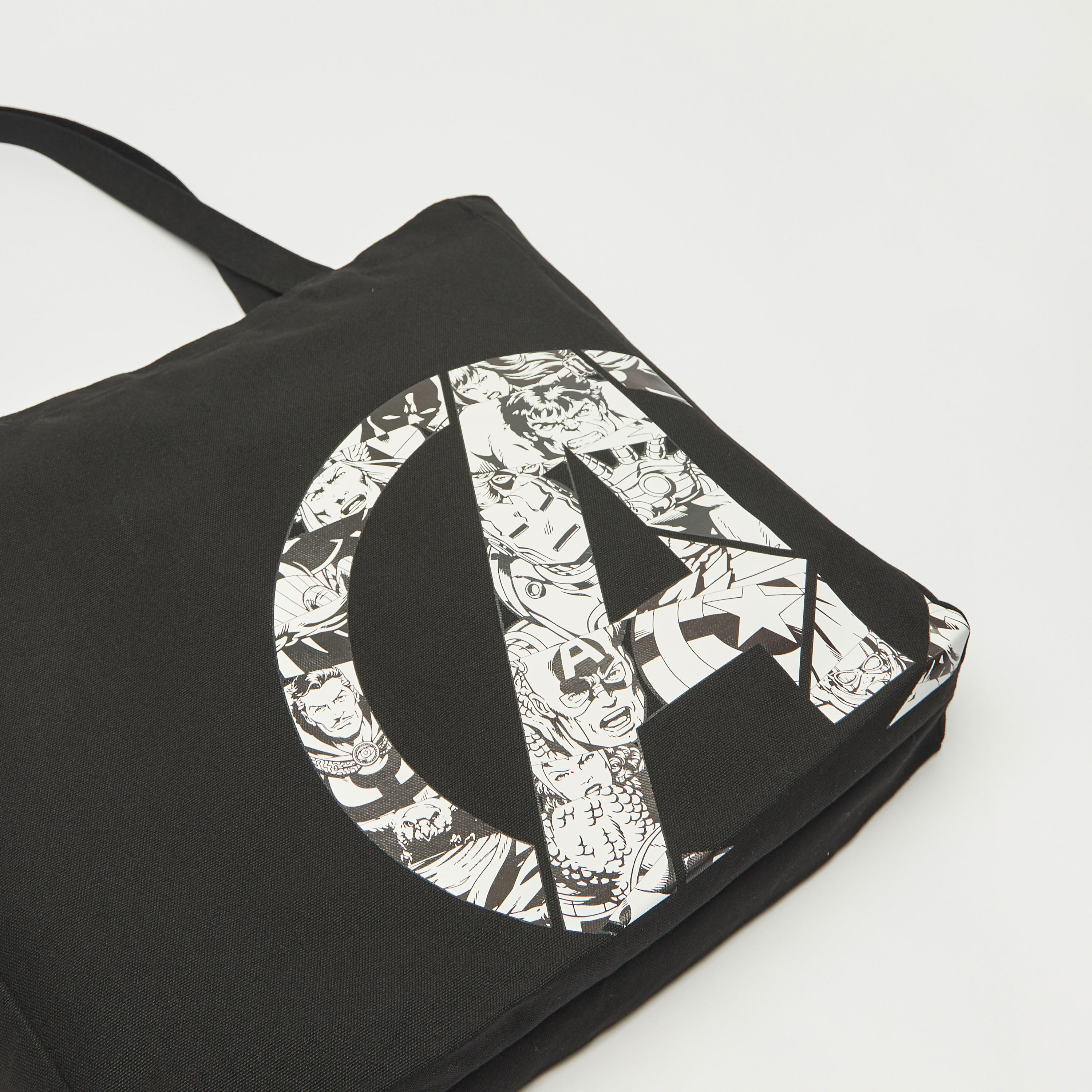 شنطة تسوق بطبعات باتمان-men-bags-image-3