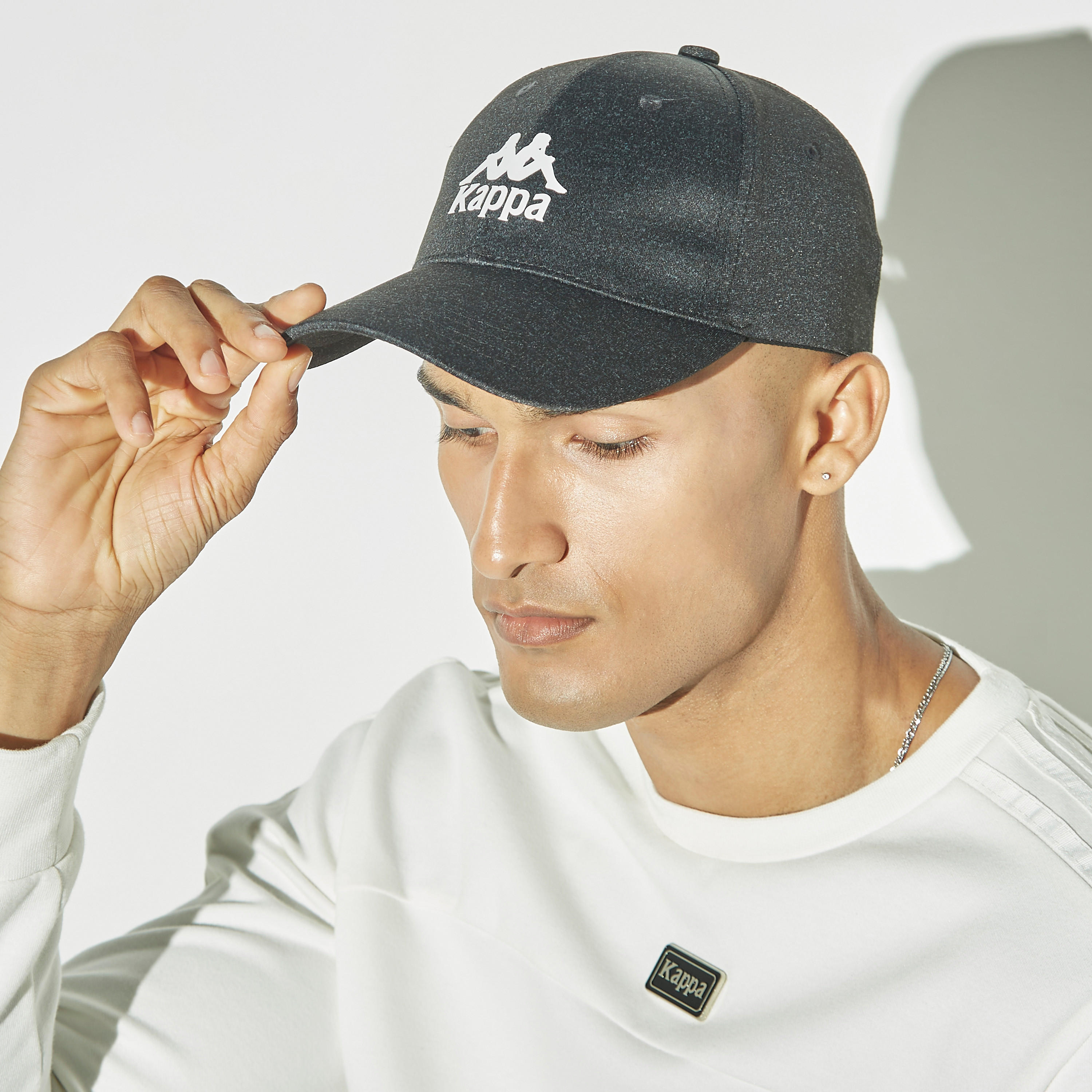 كاب بطبعات شعار وحزام بإبزيم إغلاق من كابا-men-caps-image-4