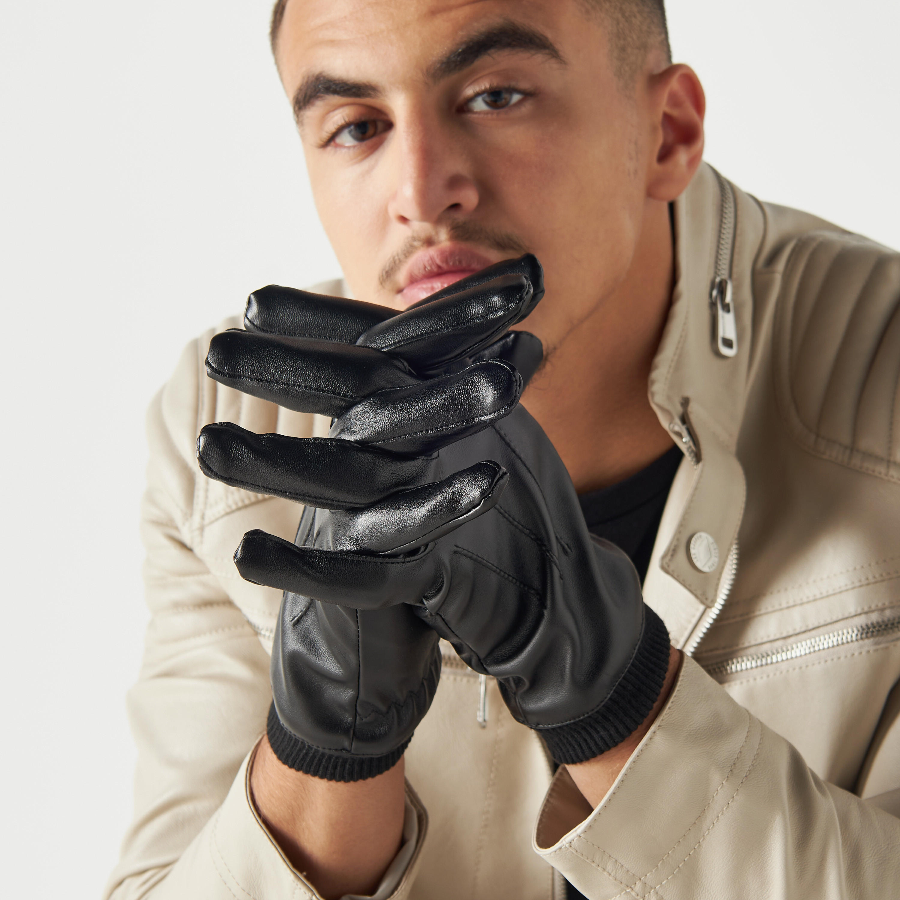 قفازات سادة-men-scarvesandgloves-image-3