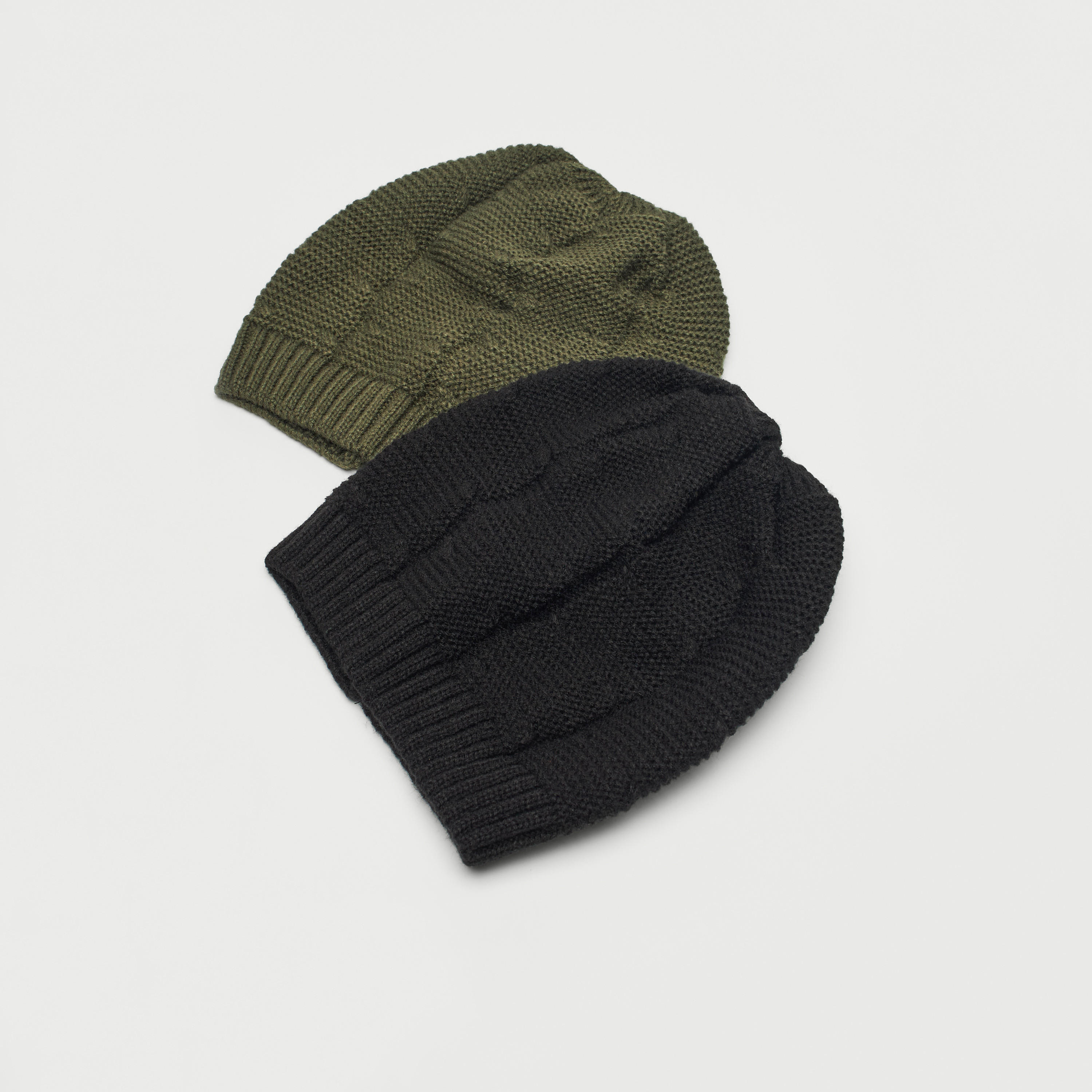 قبعة بيني بارزة الملمس - طقم من 2 قطع-men-caps-image-2