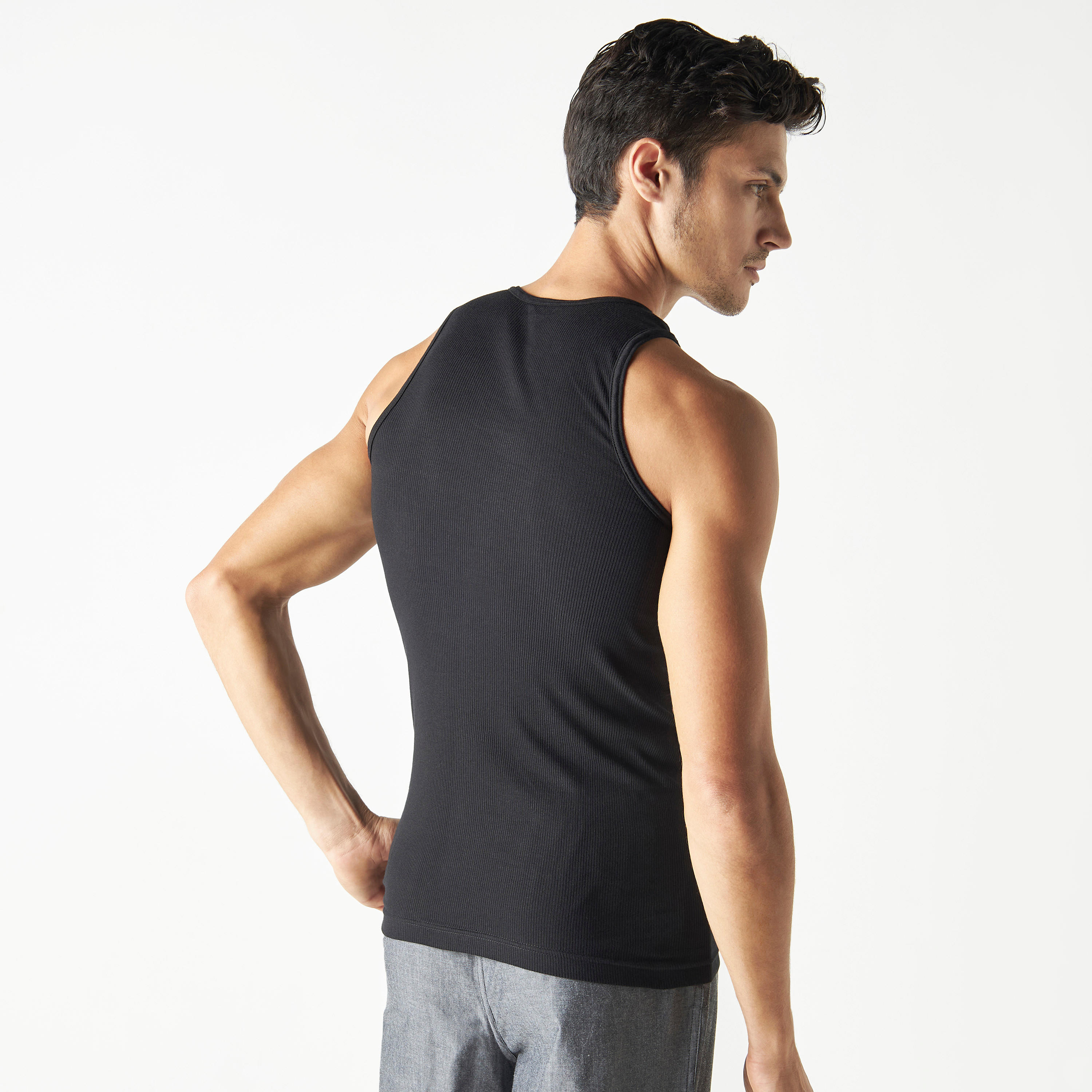 طقم سترات بياقة ضيقة - 3 قطع-men-clothing-tshirtsandpolos-vests-image-4