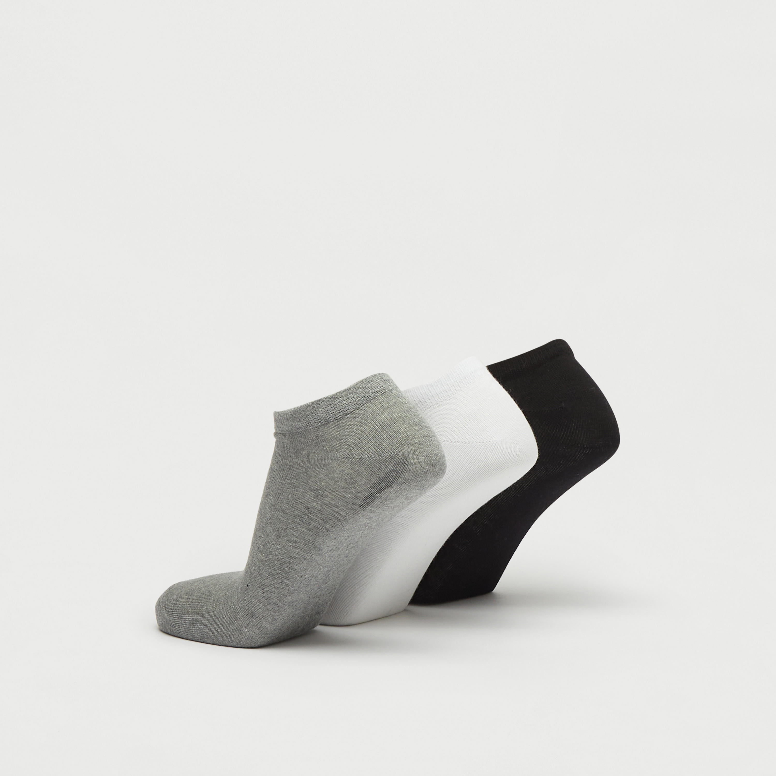 طقم جوارب 3 أزواج بطول الكاحل-men-socks-image-2