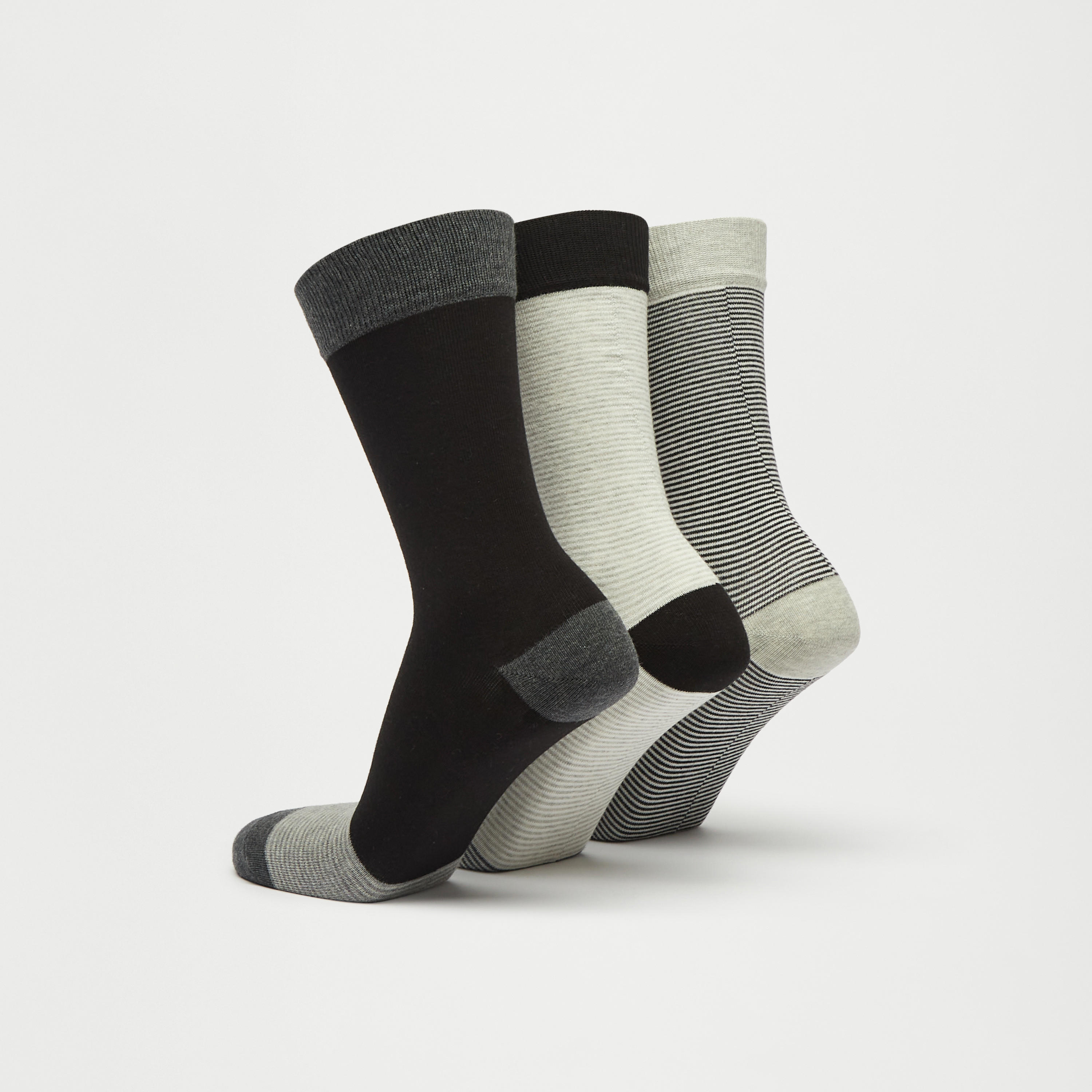 جوارب متنوّعة بطول ربلة الساق - طقم 3 أزواج-men-socks-image-2