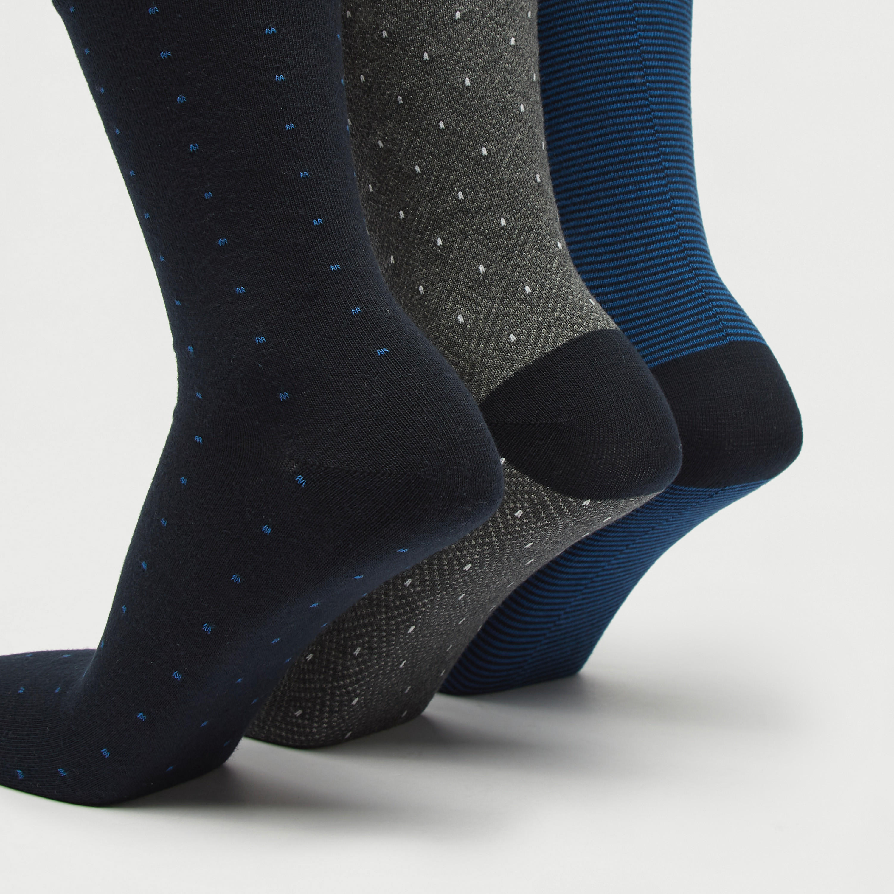 جوارب متنوّعة بطول ربلة الساق - طقم 3 أزواج-men-socks-image-1