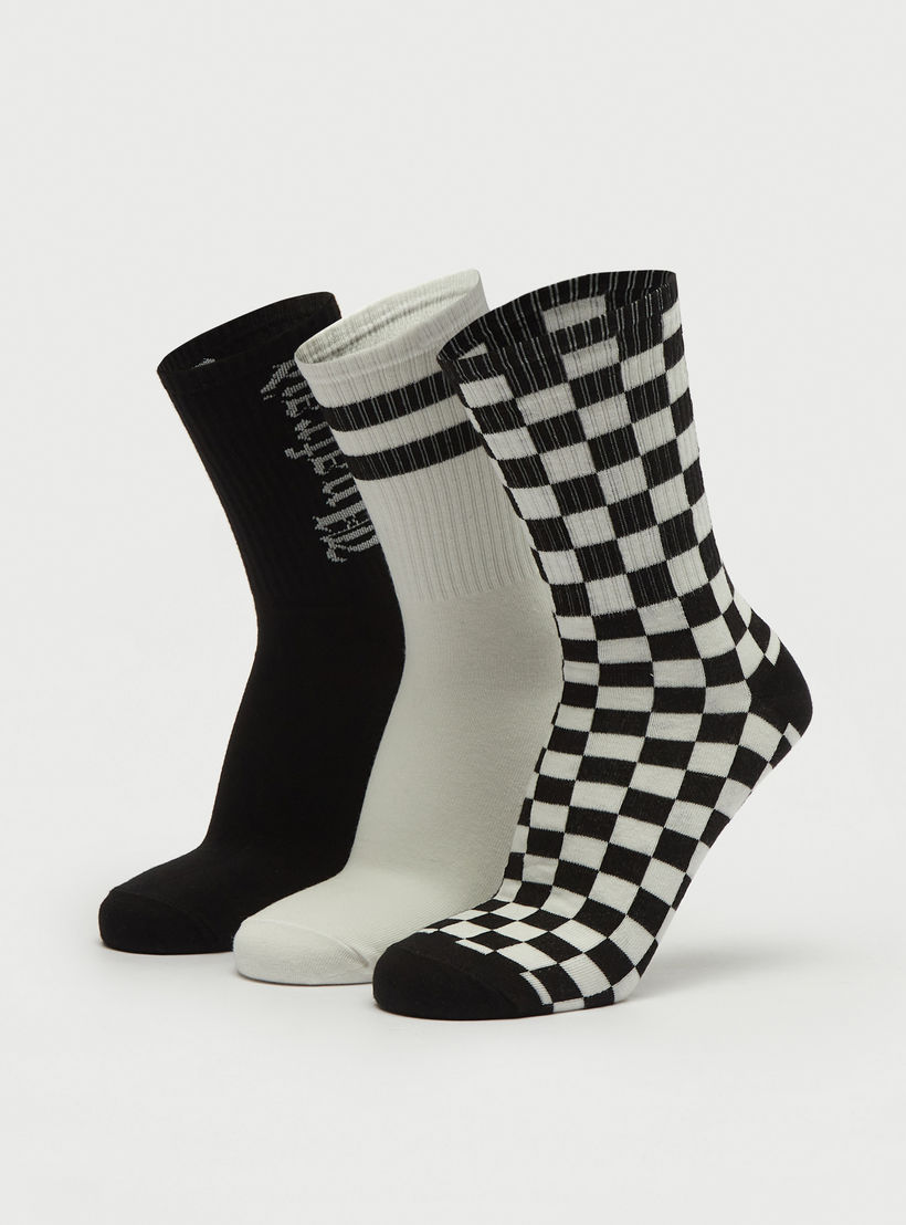جوارب متنوّعة بطول ربلة الساق - طقم 3 أزواج-men-socks-image-4