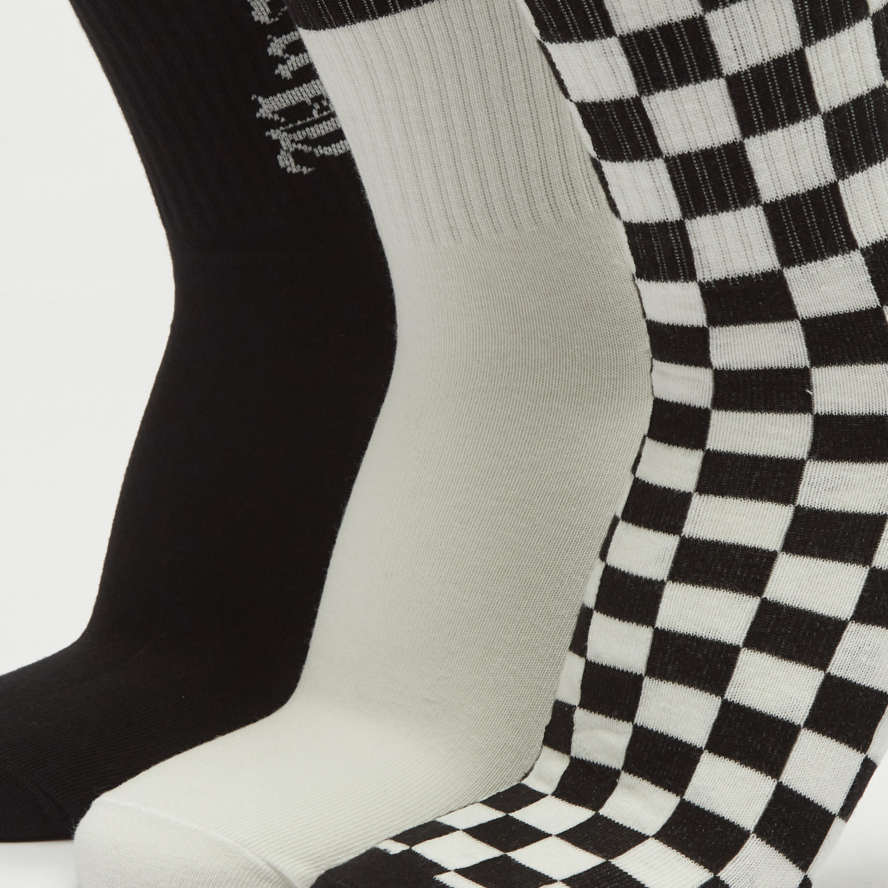 جوارب متنوّعة بطول ربلة الساق - طقم 3 أزواج-men-socks-image-2