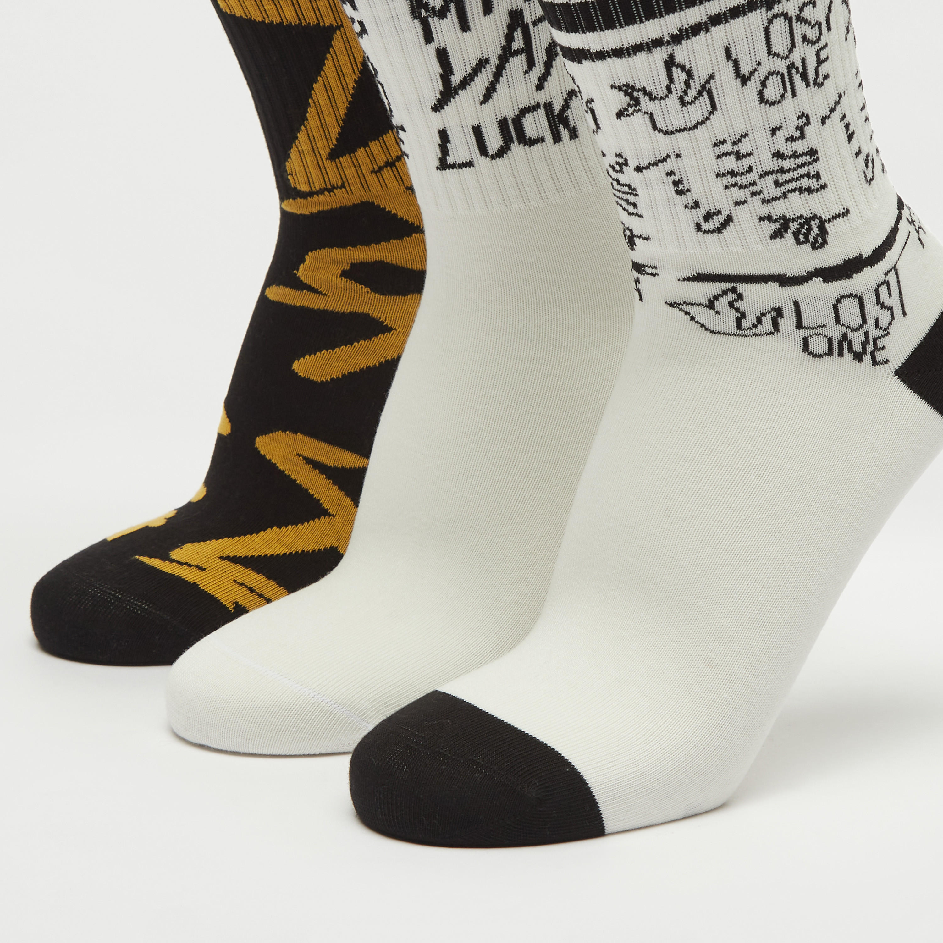 جوارب بارزة الملمس بطول ربلة الساق - طقم من 3 أزواج-men-socks-image-3