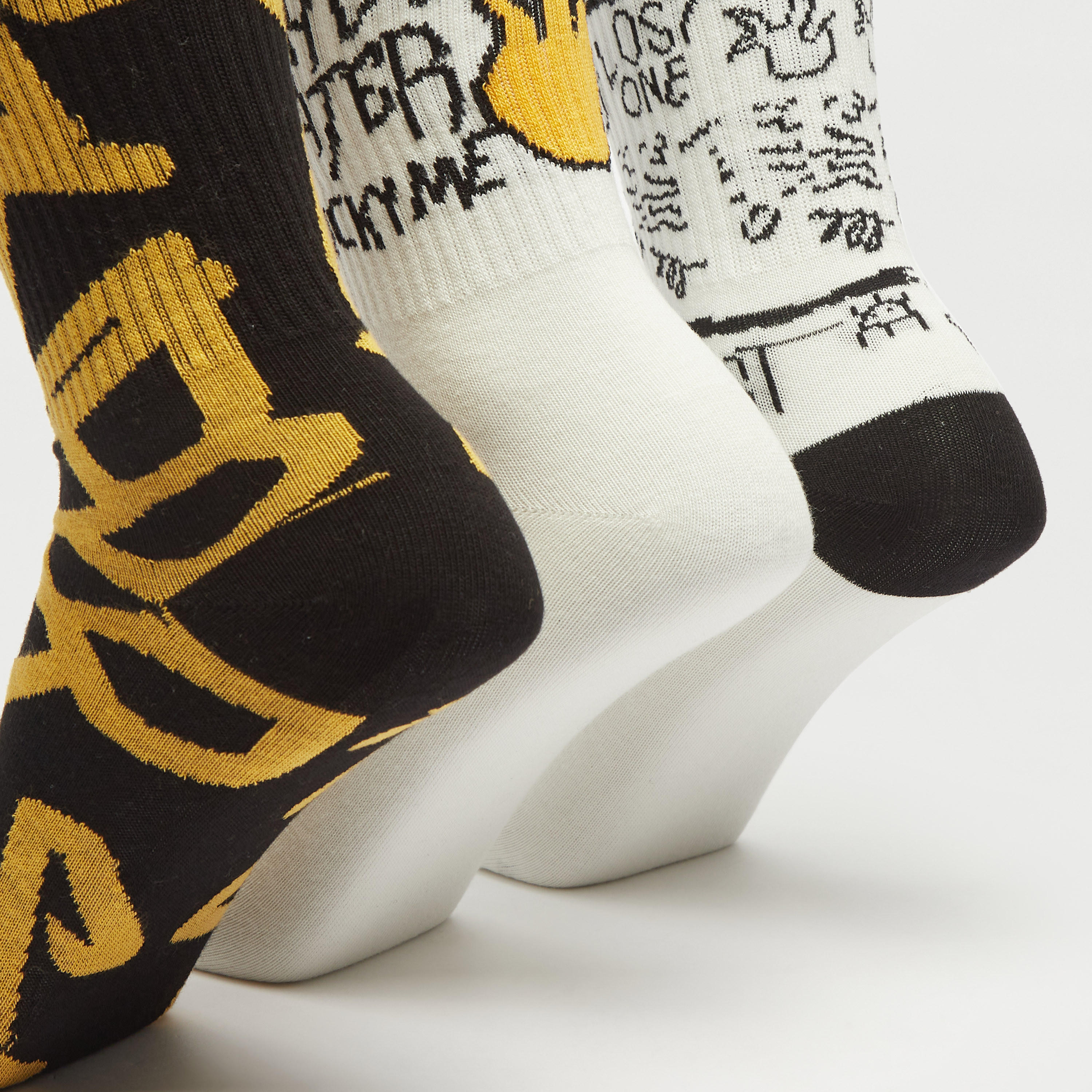 جوارب بارزة الملمس بطول ربلة الساق - طقم من 3 أزواج-men-socks-image-4