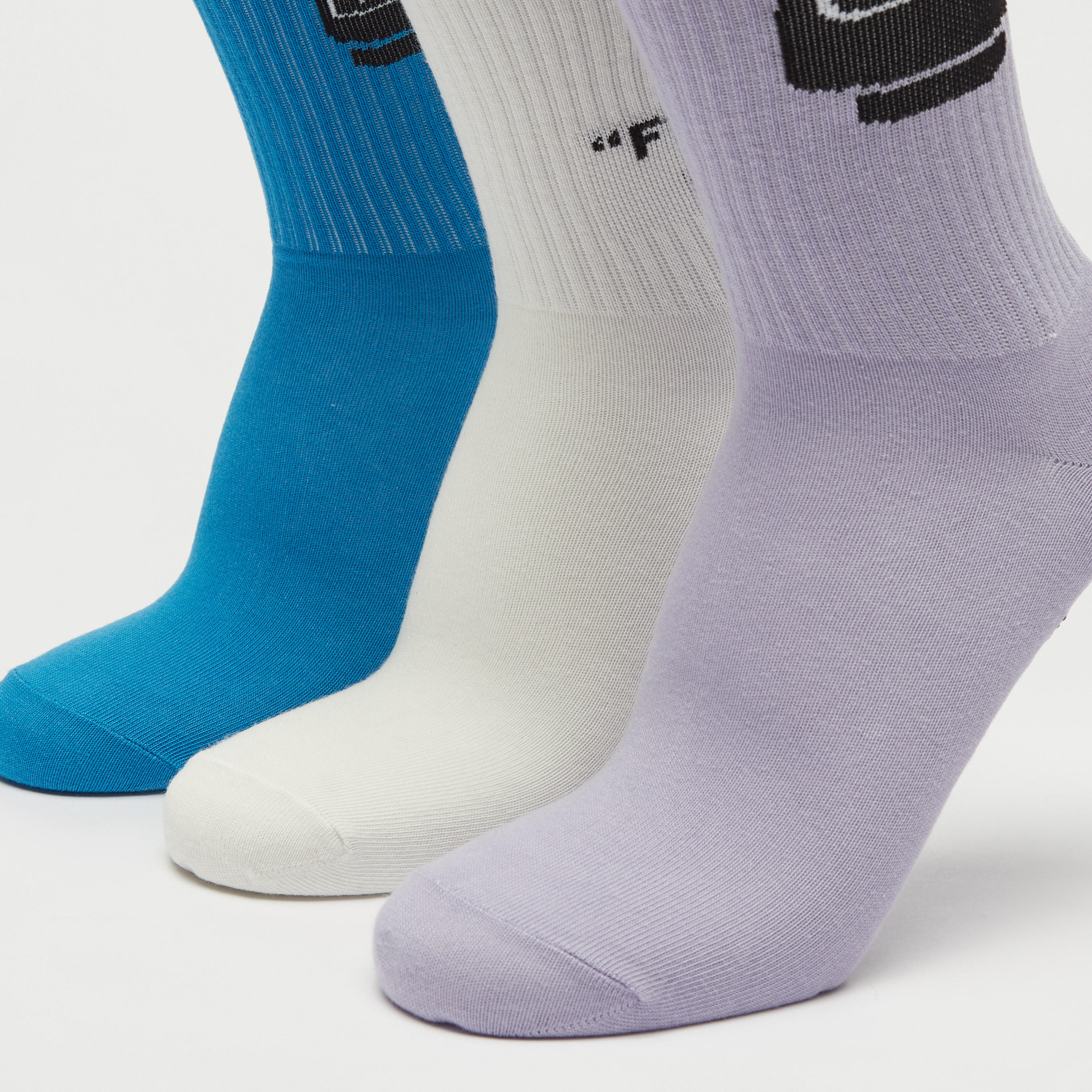 جوارب بارزة الملمس بطول ربلة الساق - طقم 3 قطع-men-socks-image-2