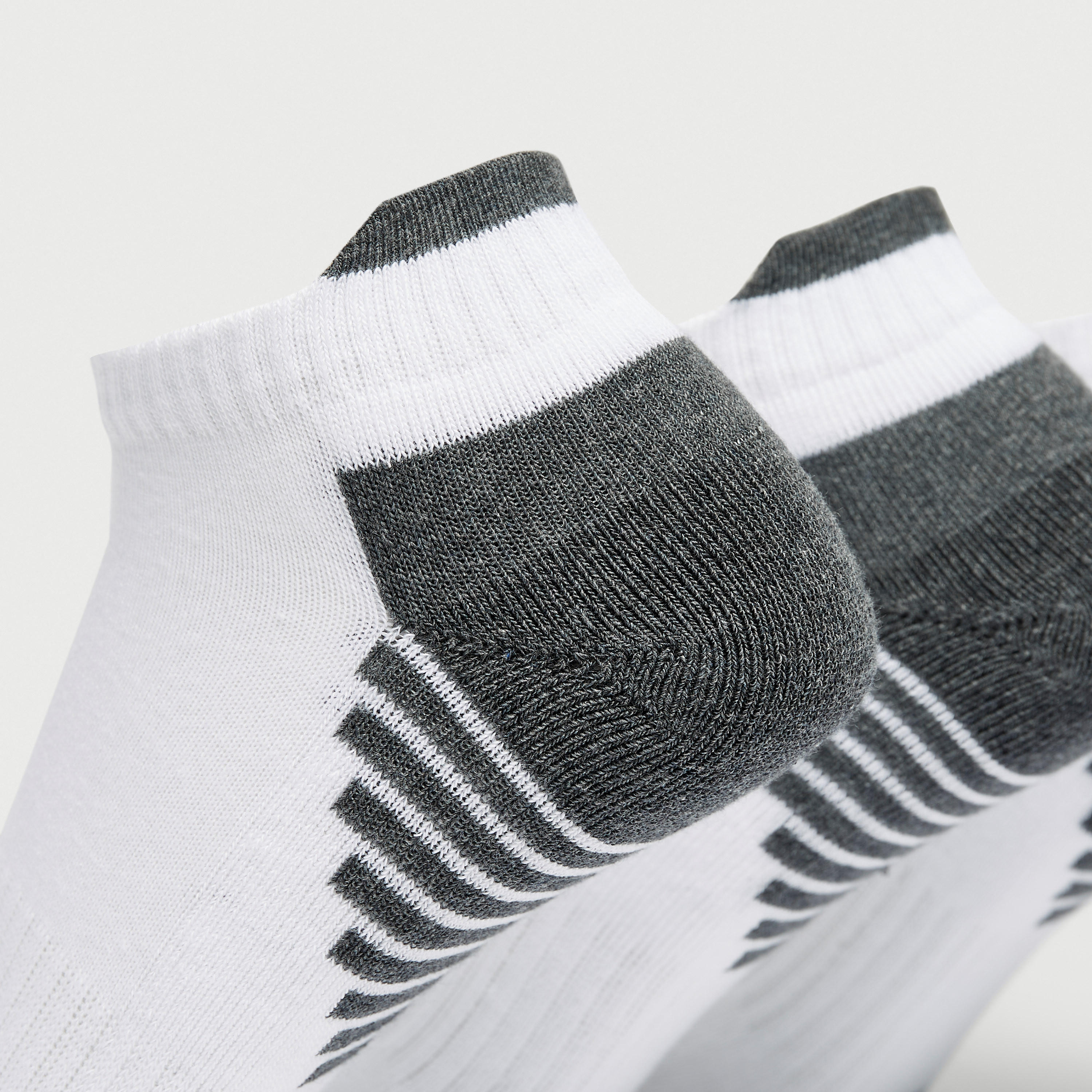 جوارب طول الكاحل مخططة بقوالب ملونة - طقم 3 أزواج-men-socks-image-4