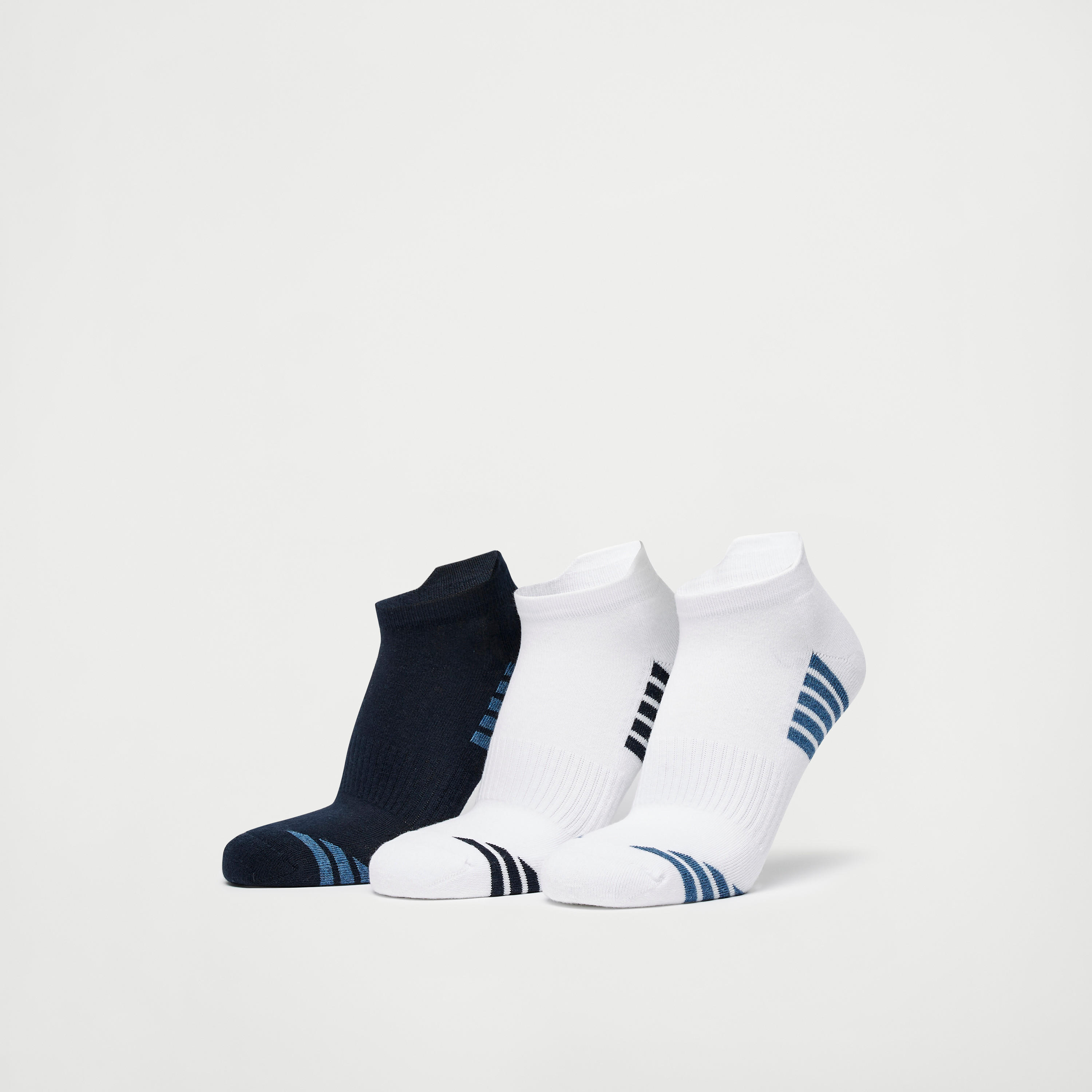 جوارب مخططة بطول الكاحل - طقم 3 أزواج-men-socks-image-1