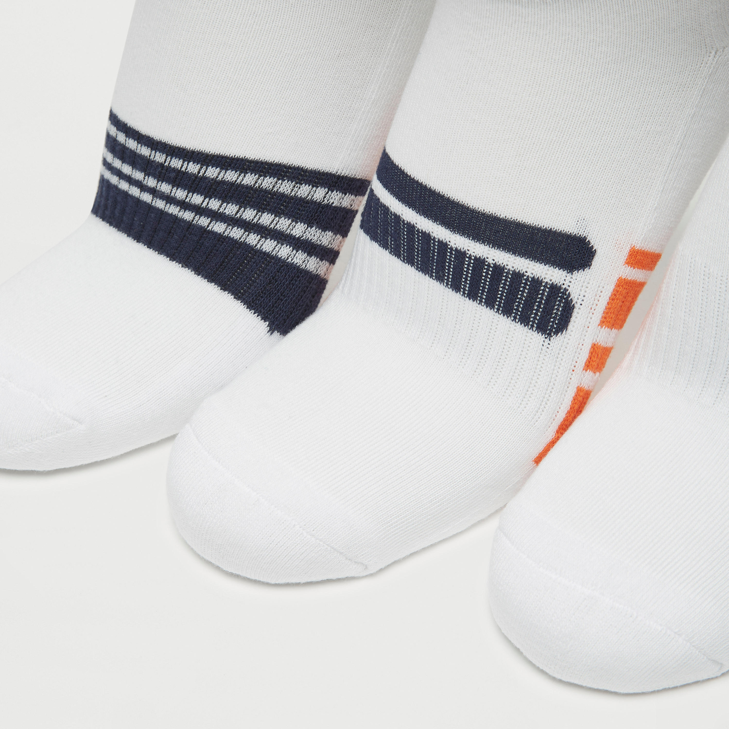 جوارب مخططة بطول الكاحل - طقم 3 أزواج-men-socks-image-3