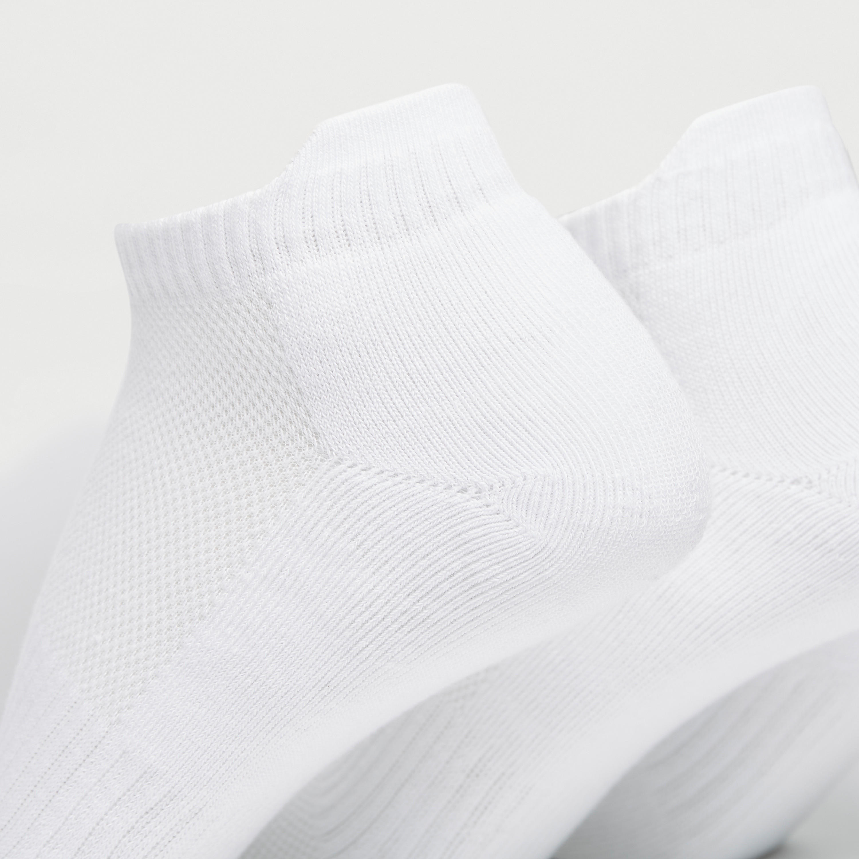 جوارب بارزة الملمس بطول الكاحل - طقم 3 أزواج-men-socks-image-4