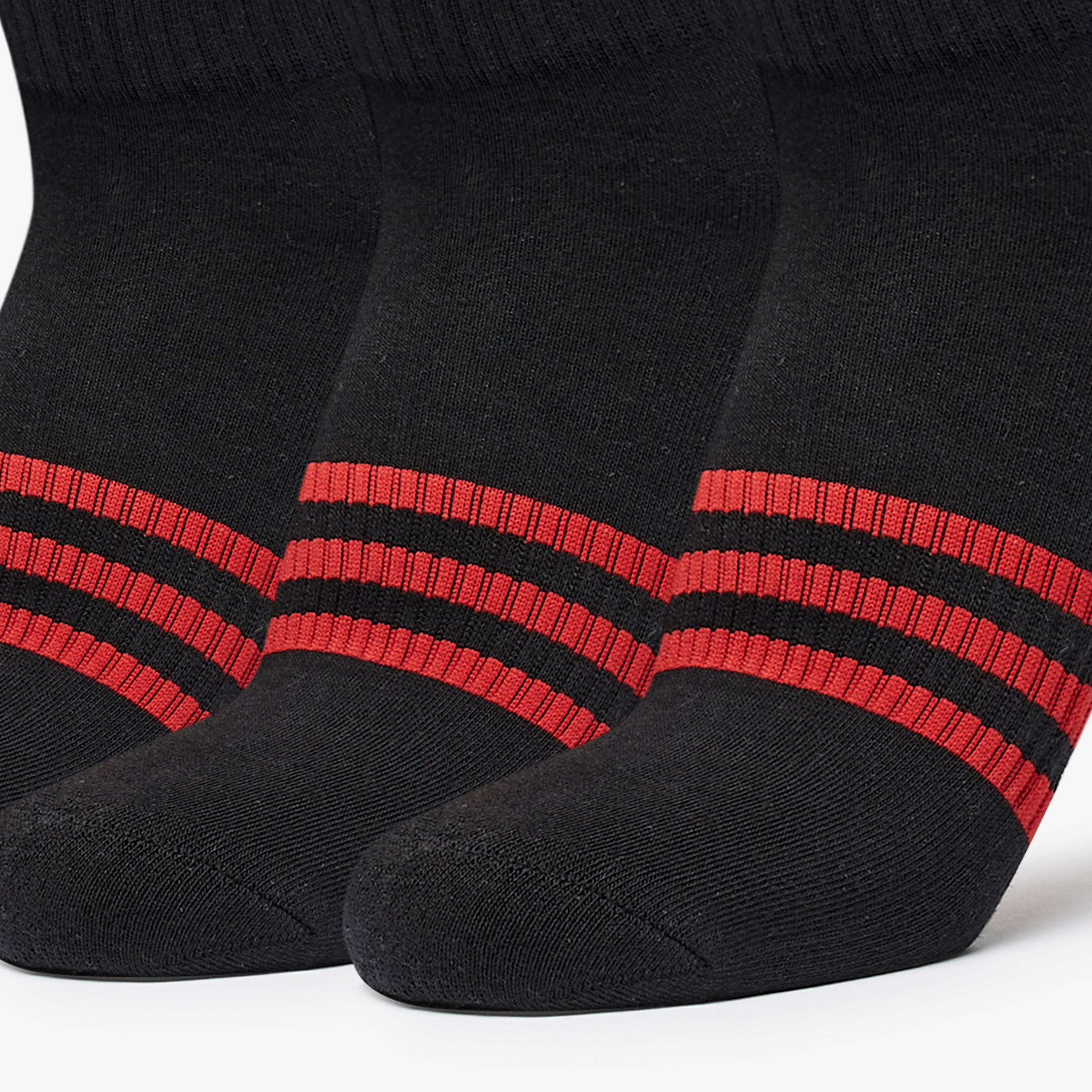 جوارب مخططة بطول الكاحل - طقم 3 أزواج-men-socks-image-3