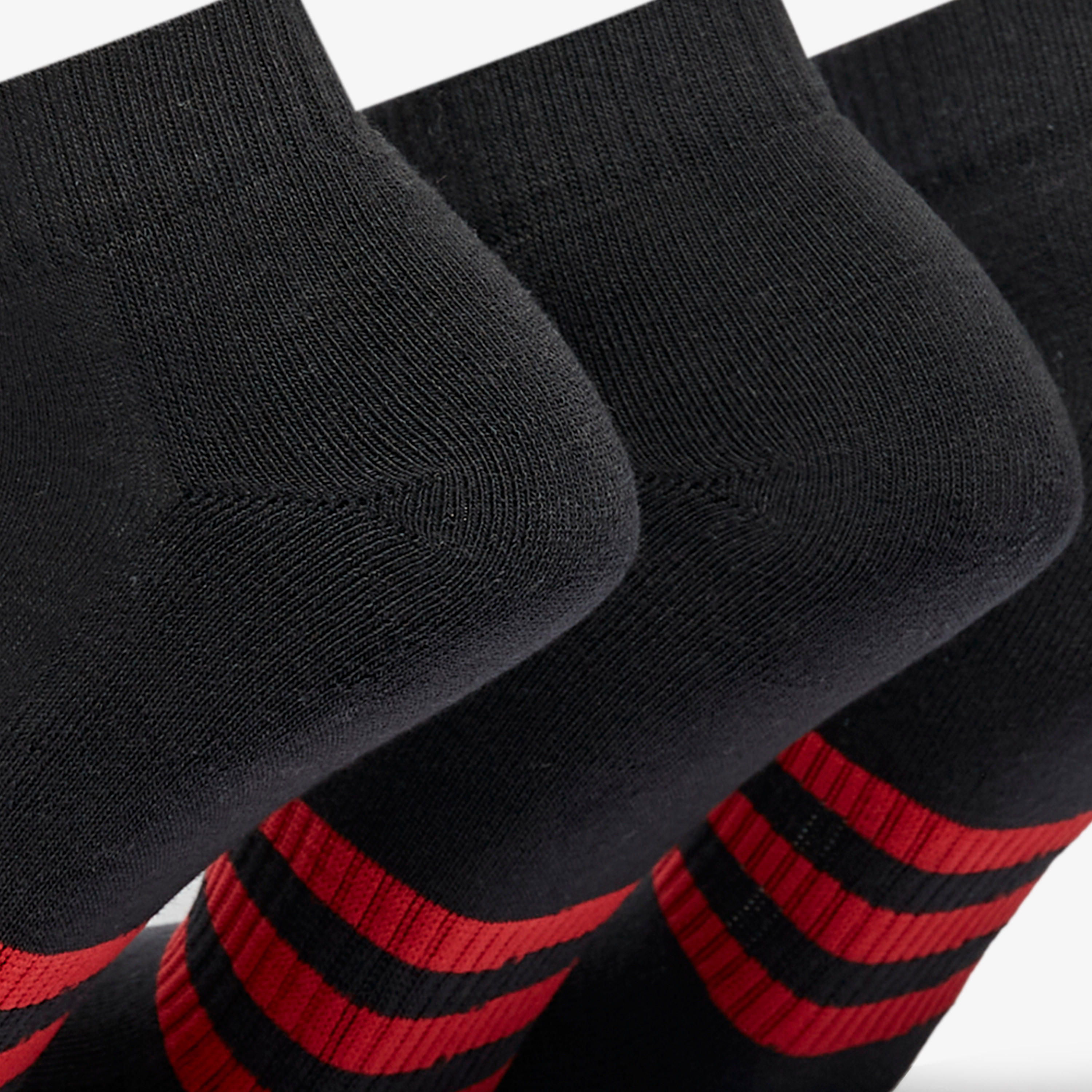 جوارب مخططة بطول الكاحل - طقم 3 أزواج-men-socks-image-4