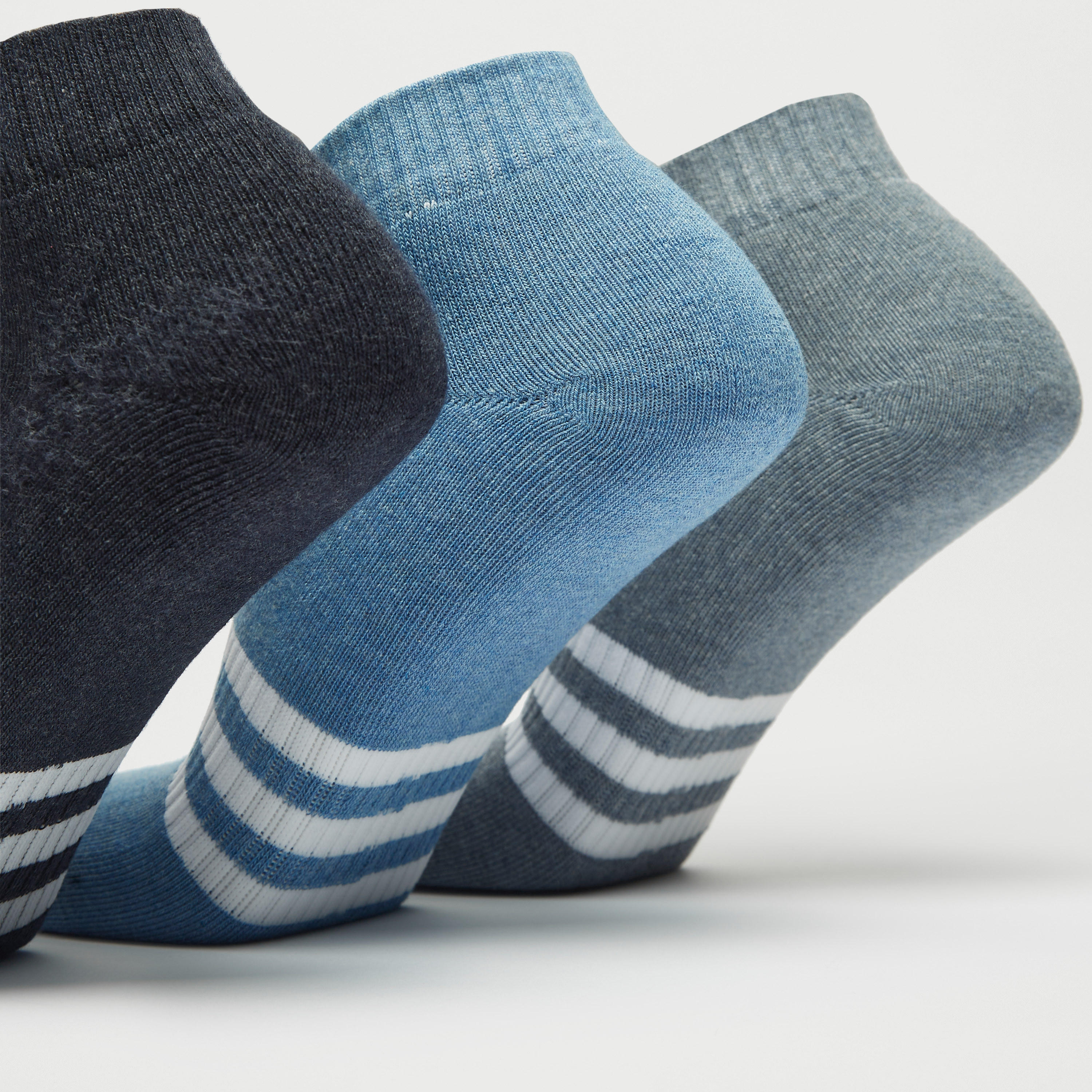 جوارب مخططة بطول الكاحل - طقم 3 أزواج-men-socks-image-4