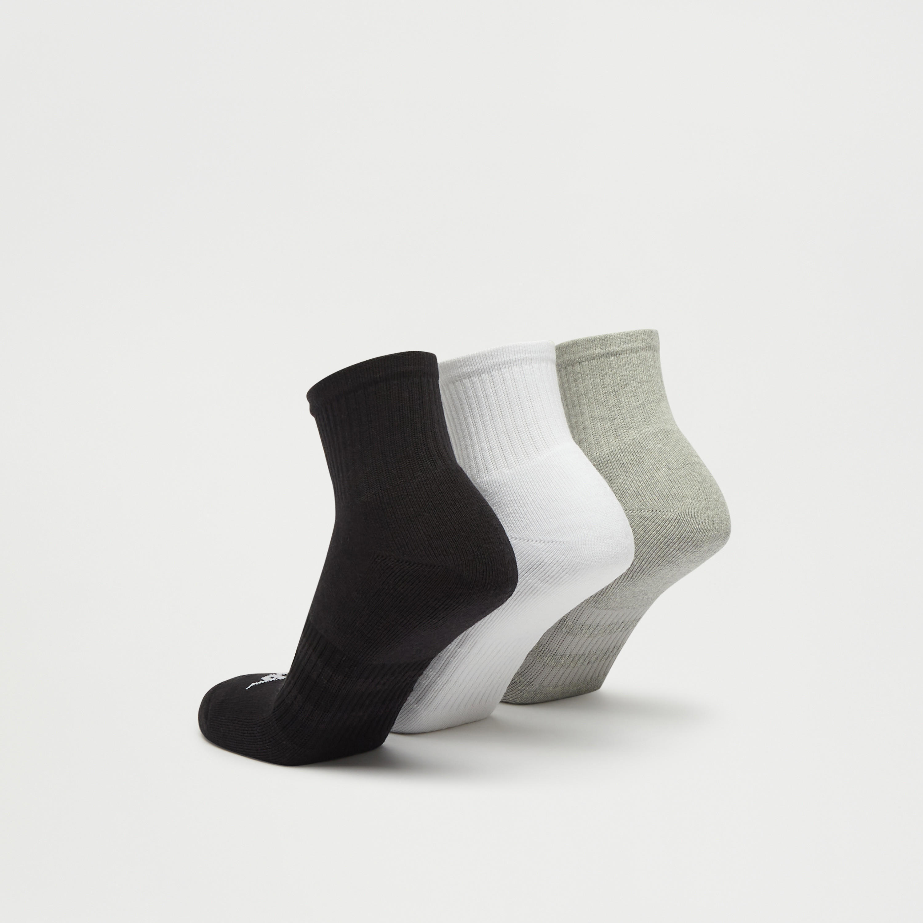 جوارب بطول الكاحل وتفاصبل شعار من كابا - طقم 3 أزواج-men-socks-image-2