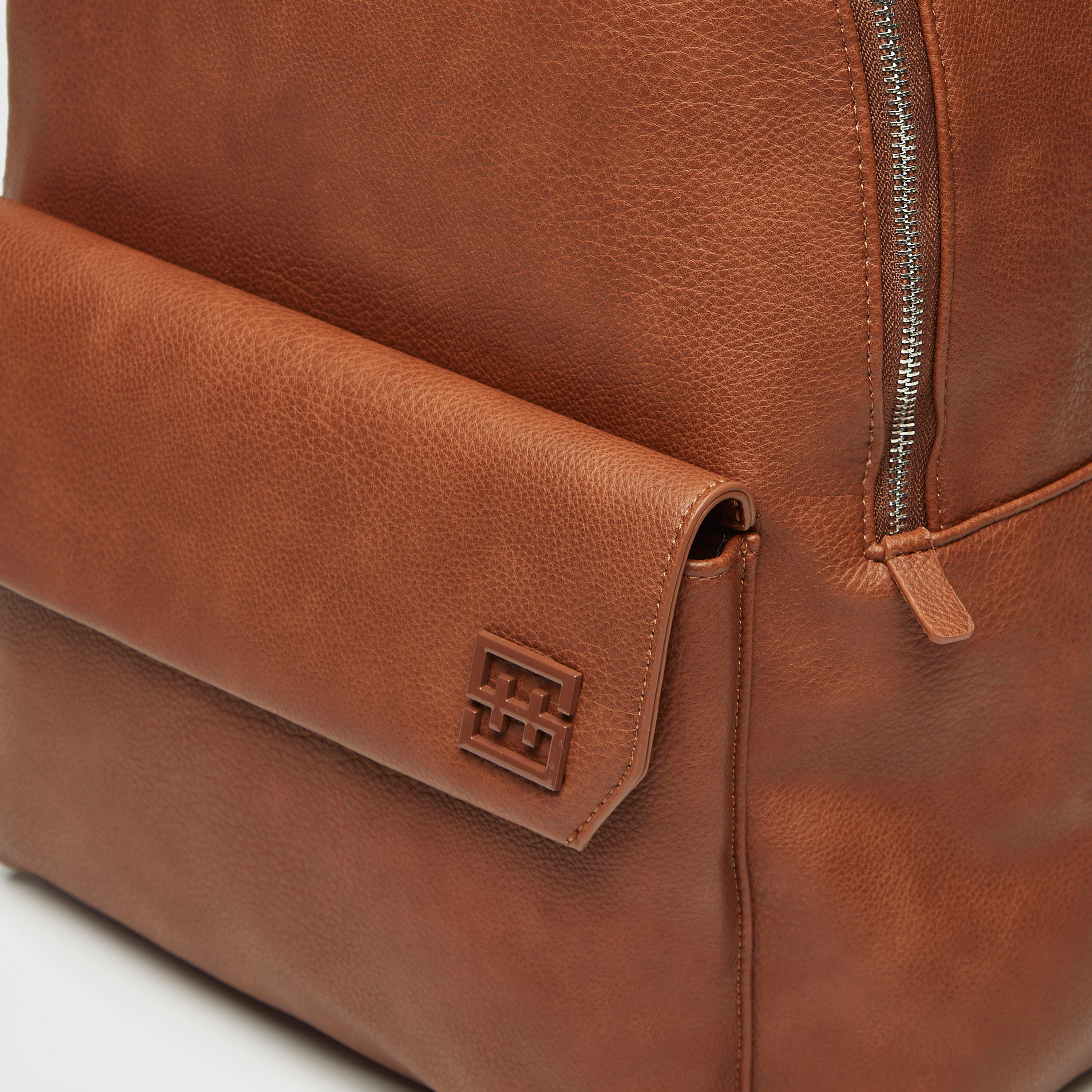 شنطة ظهر سادة بسحاب إغلاق وأحزمة قابلة للتعديل-men-bags-image-3