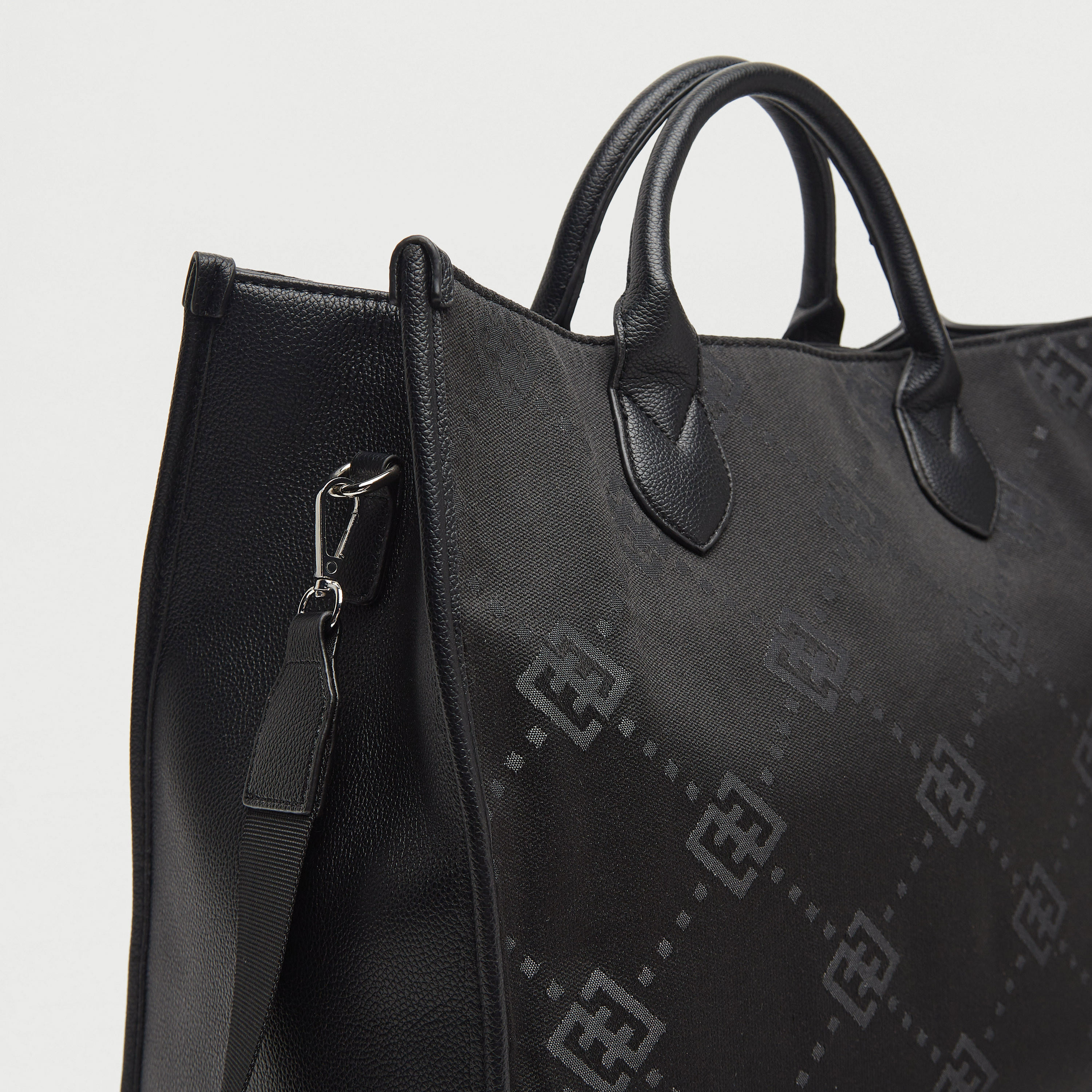 شنطة يد بارزة الملمس بمقابض مزدوجة وحزام قابل للفصل-men-bags-image-4