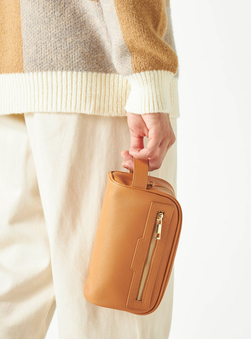 شنطة صغيرة سادة بسحّاب إغلاق-men-bags-image-5