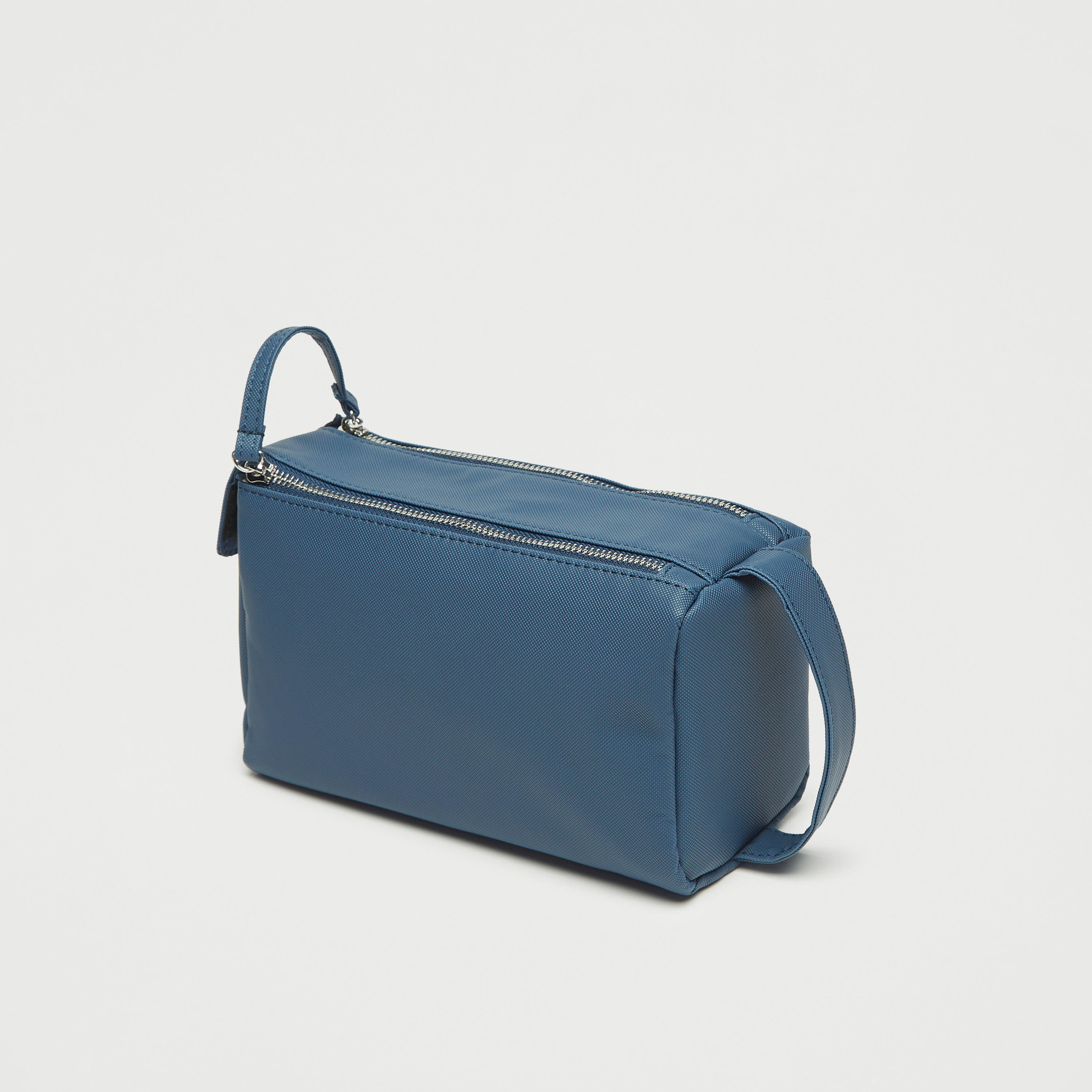 شنطة صغيرة سادة بمقبض وسحاب إغلاق-men-bags-image-3
