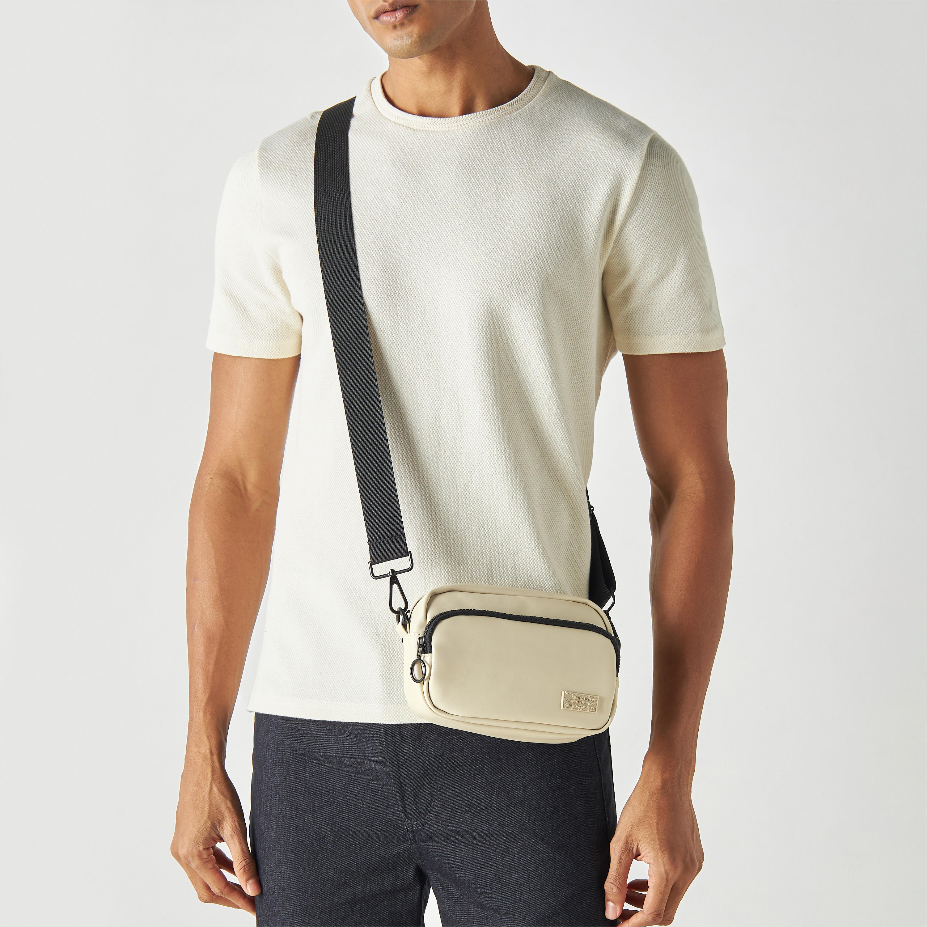 شنطة كروس بودي بحزام قابل للفصل-men-bags-image-3