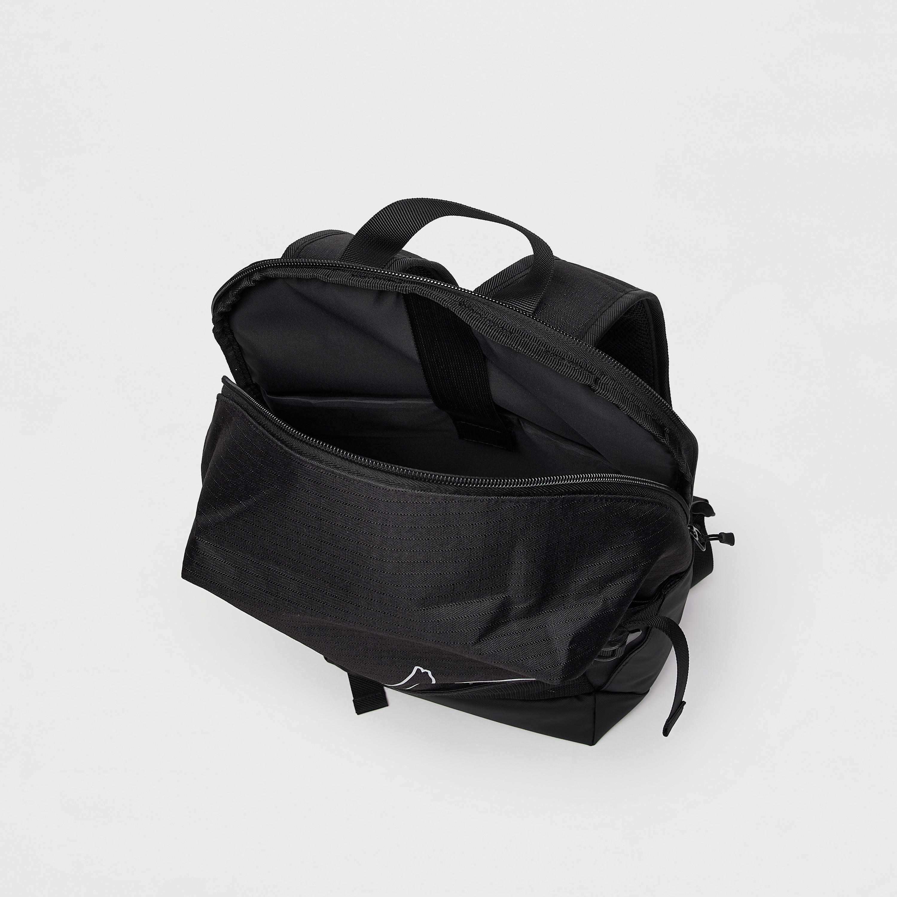 Kappa Logo Print Backpack with Adjustable Straps and Zip Closure-sports-men-accessories-image-5