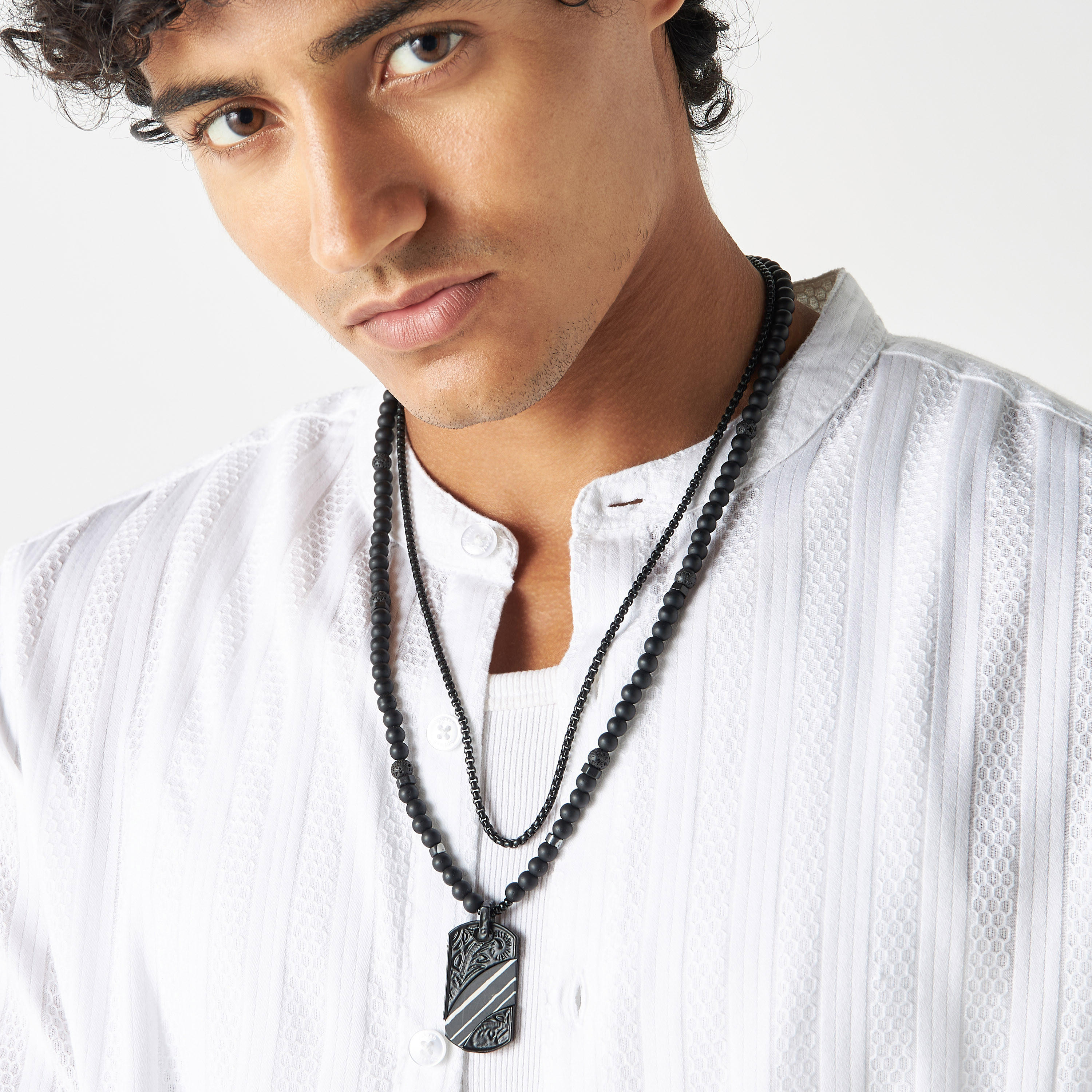 عقد مزين بالخرز بمشبك إغلاق - طقم قطعتين-men-watchesandjewellery-necklacesandpendants-image-2