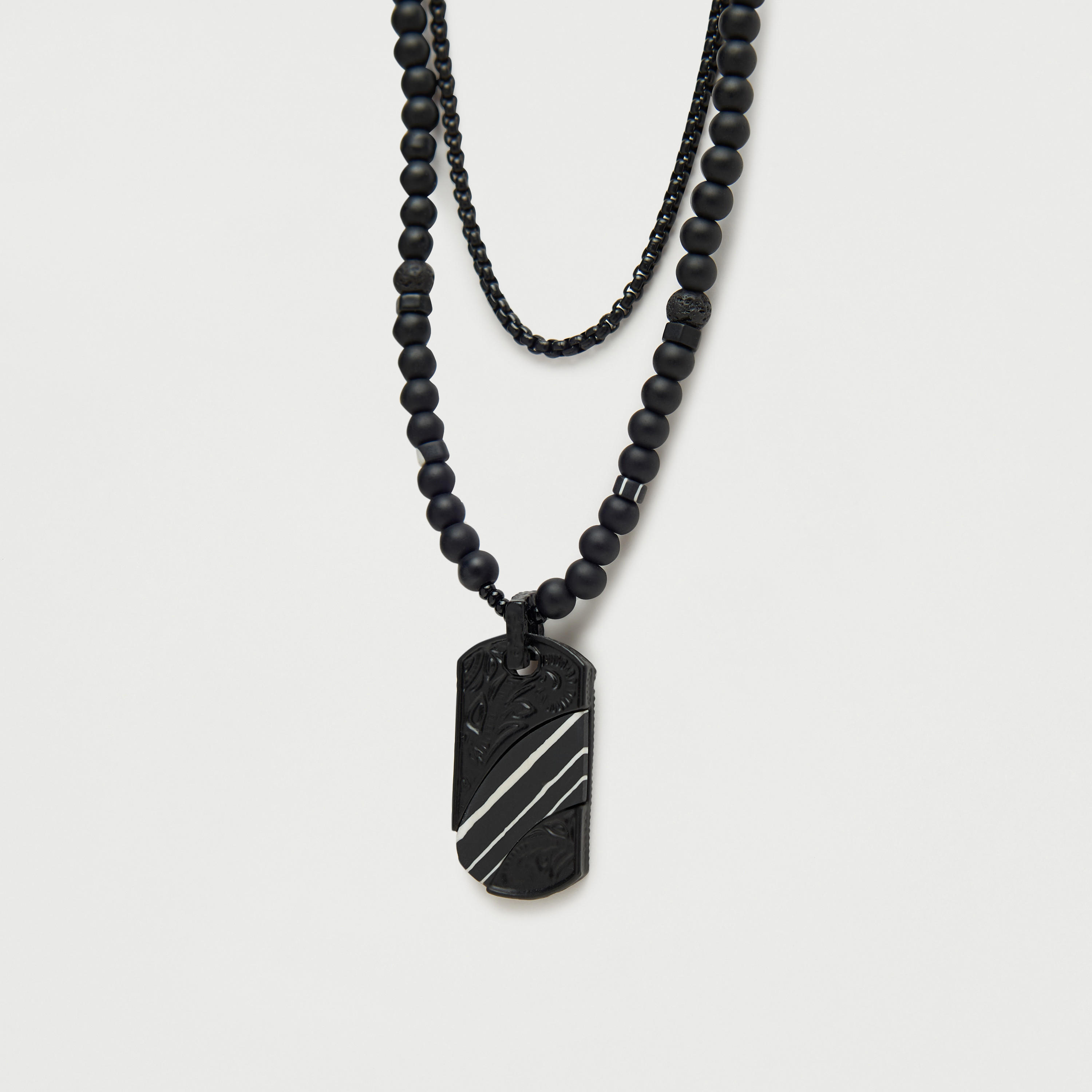 عقد مزين بالخرز بمشبك إغلاق - طقم قطعتين-men-watchesandjewellery-necklacesandpendants-image-3