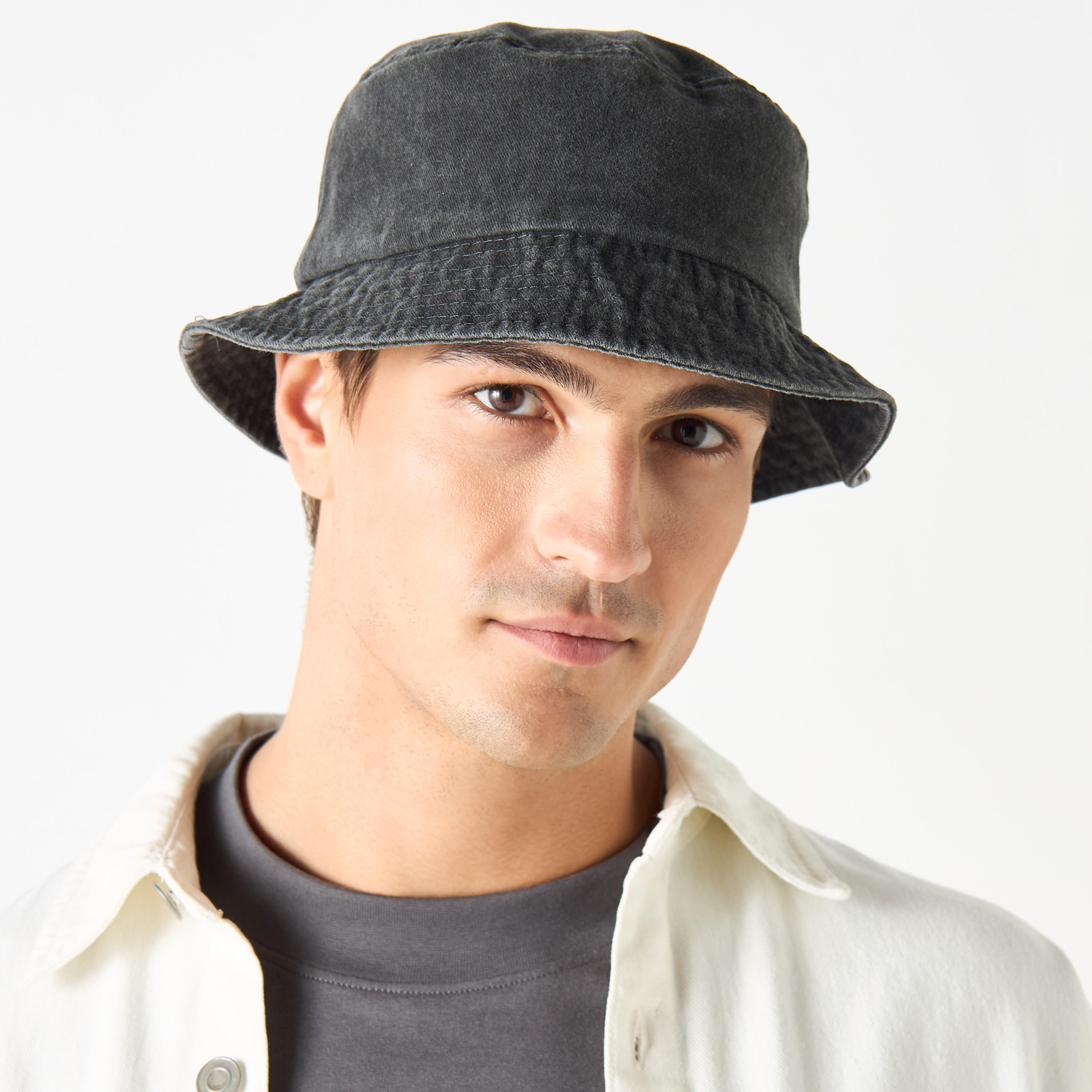 قبعة دلو سادة-men-caps-image-3